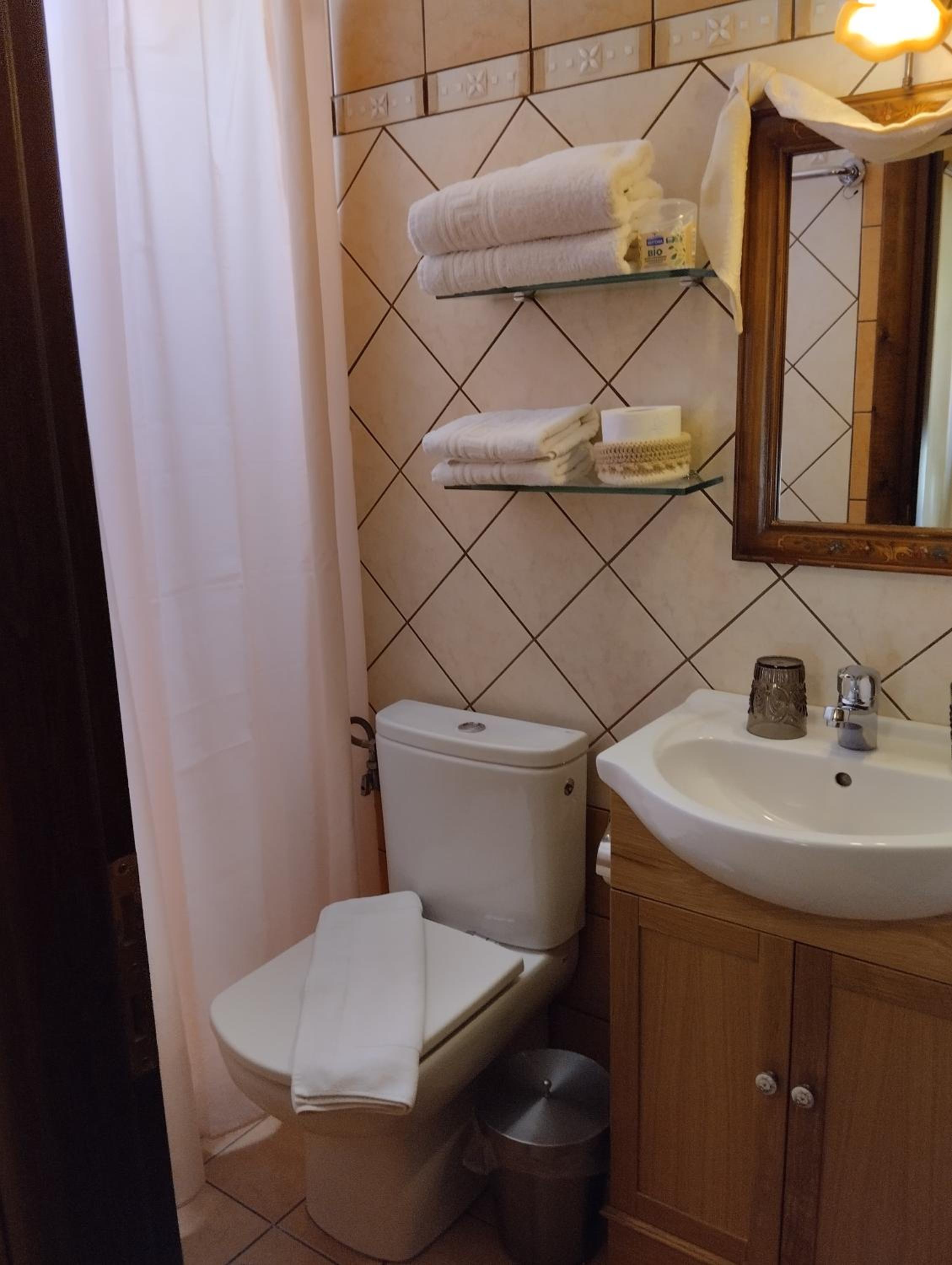 Double Room with Fireplace - Photo 6