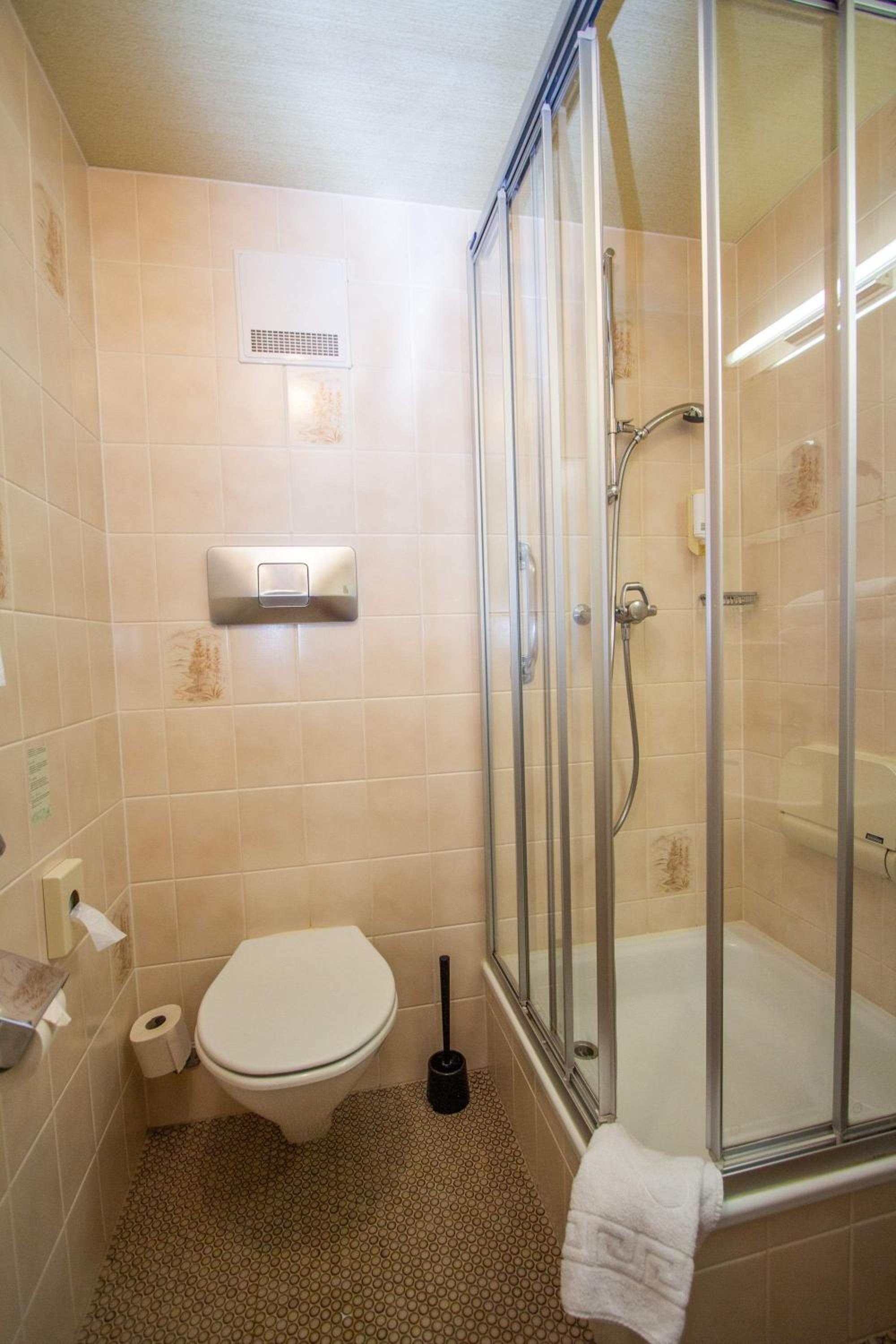 Classic Triple Room - Photo 2
