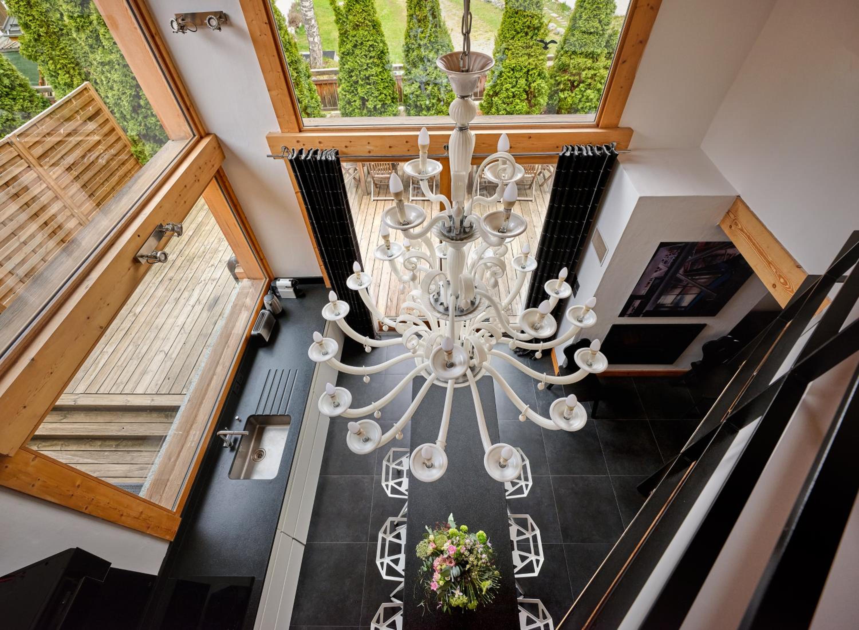 Four-Bedroom Chalet photo 2