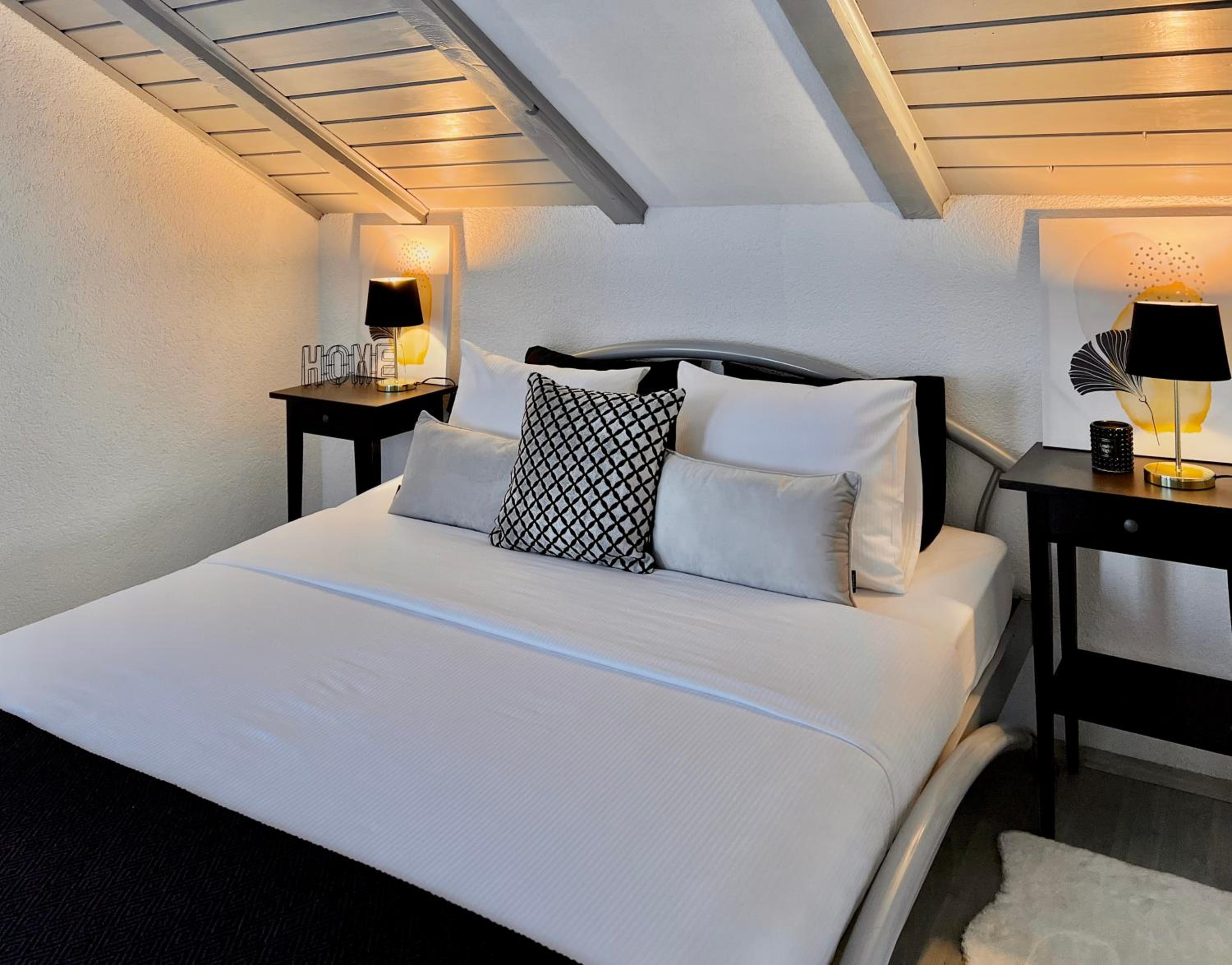 Double Room with Balcony photo 3