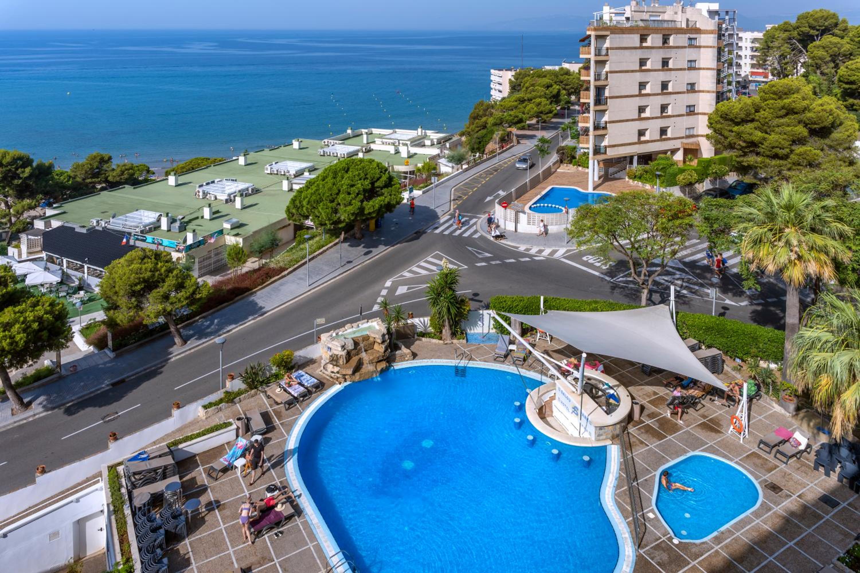 Double Room with Sea View (2 Adults) - Photo 3