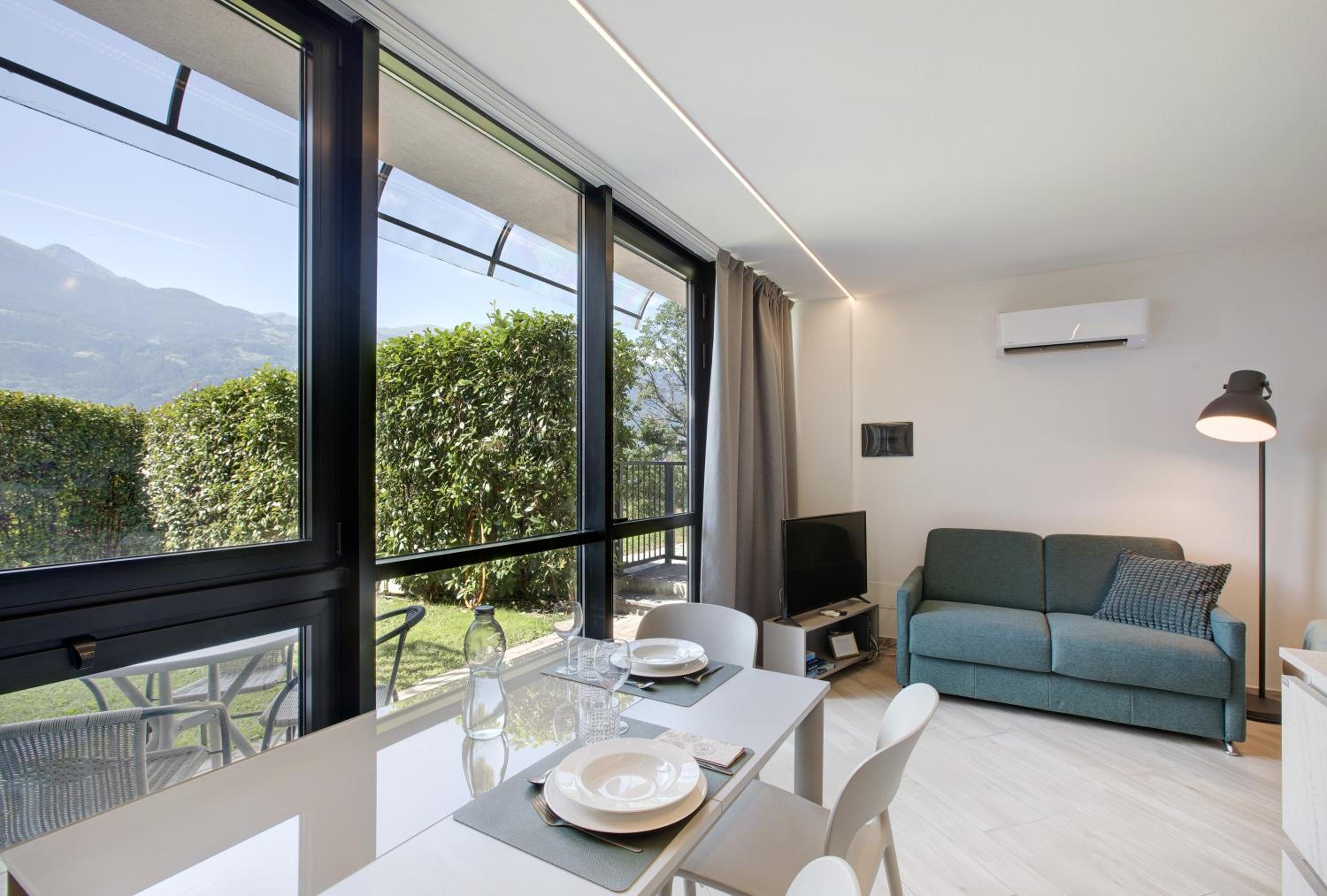 Superior One-Bedroom Apartment
