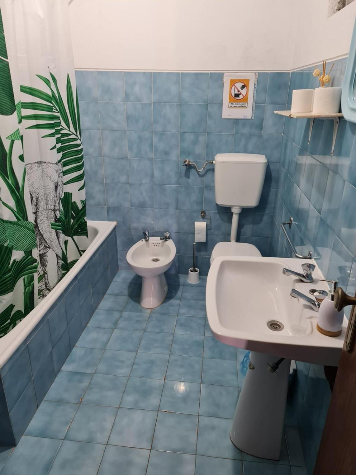 Standard Twin Room - Photo 5