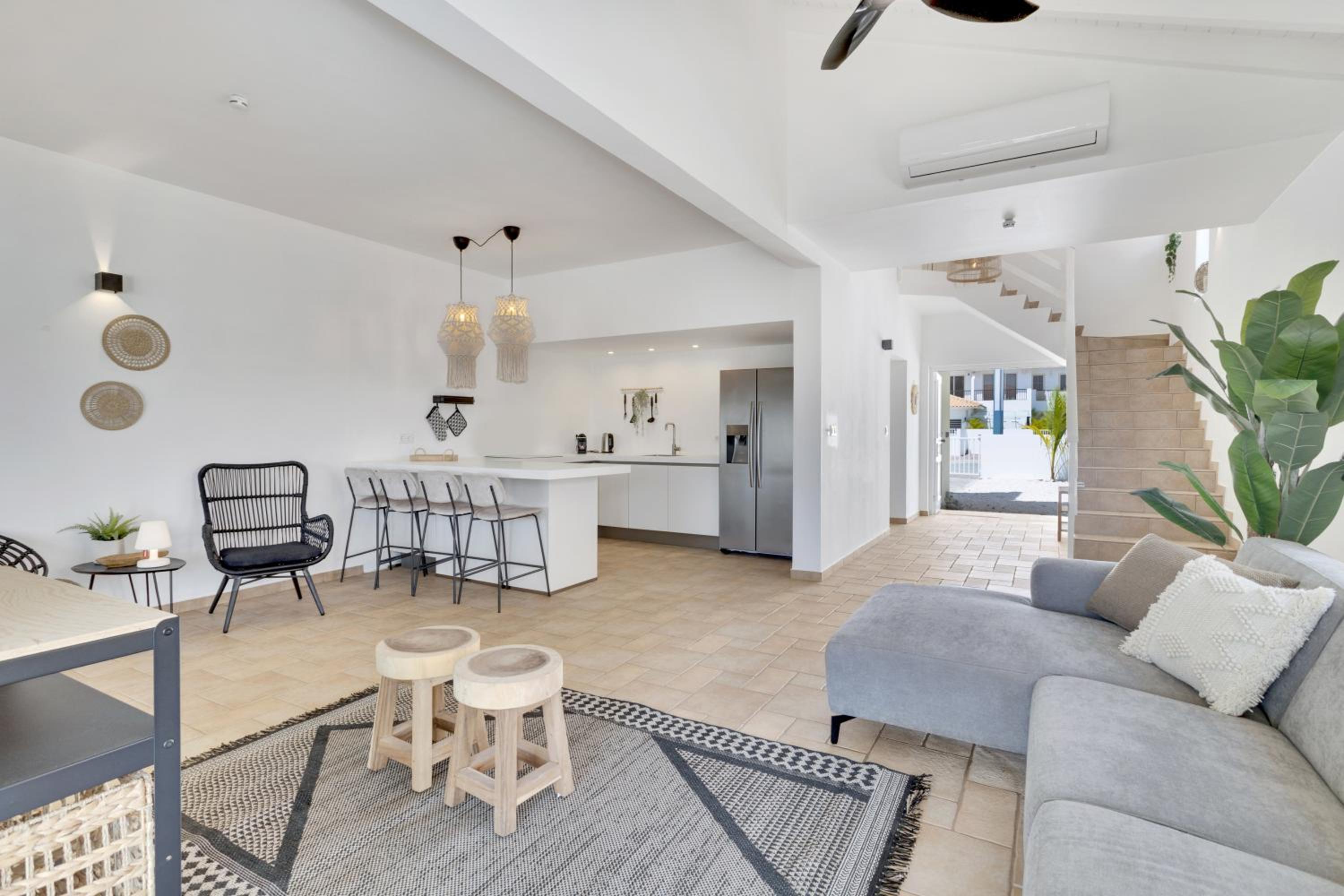 Three-Bedroom Villa photo 1