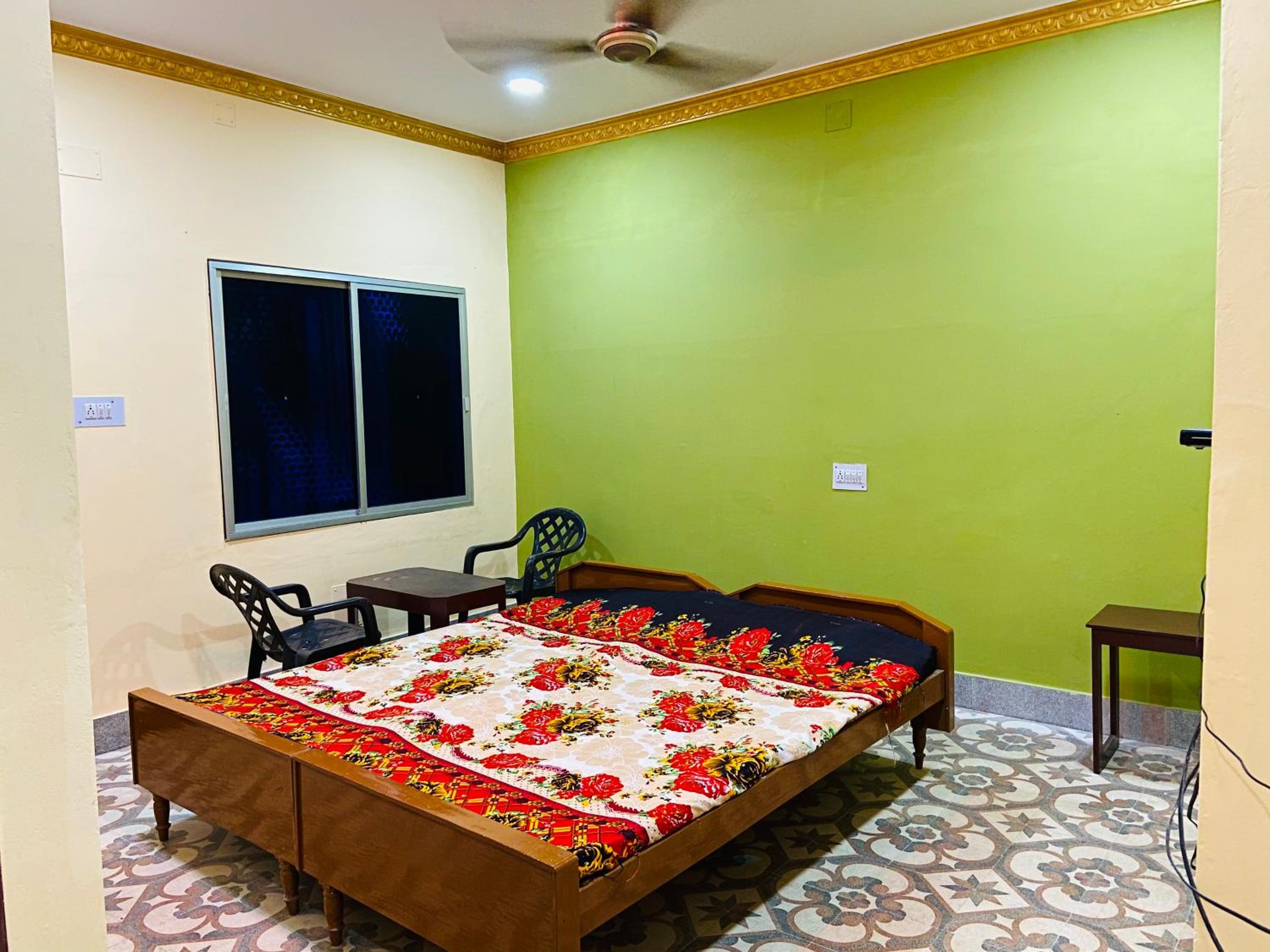 Budget Double Room photo 1