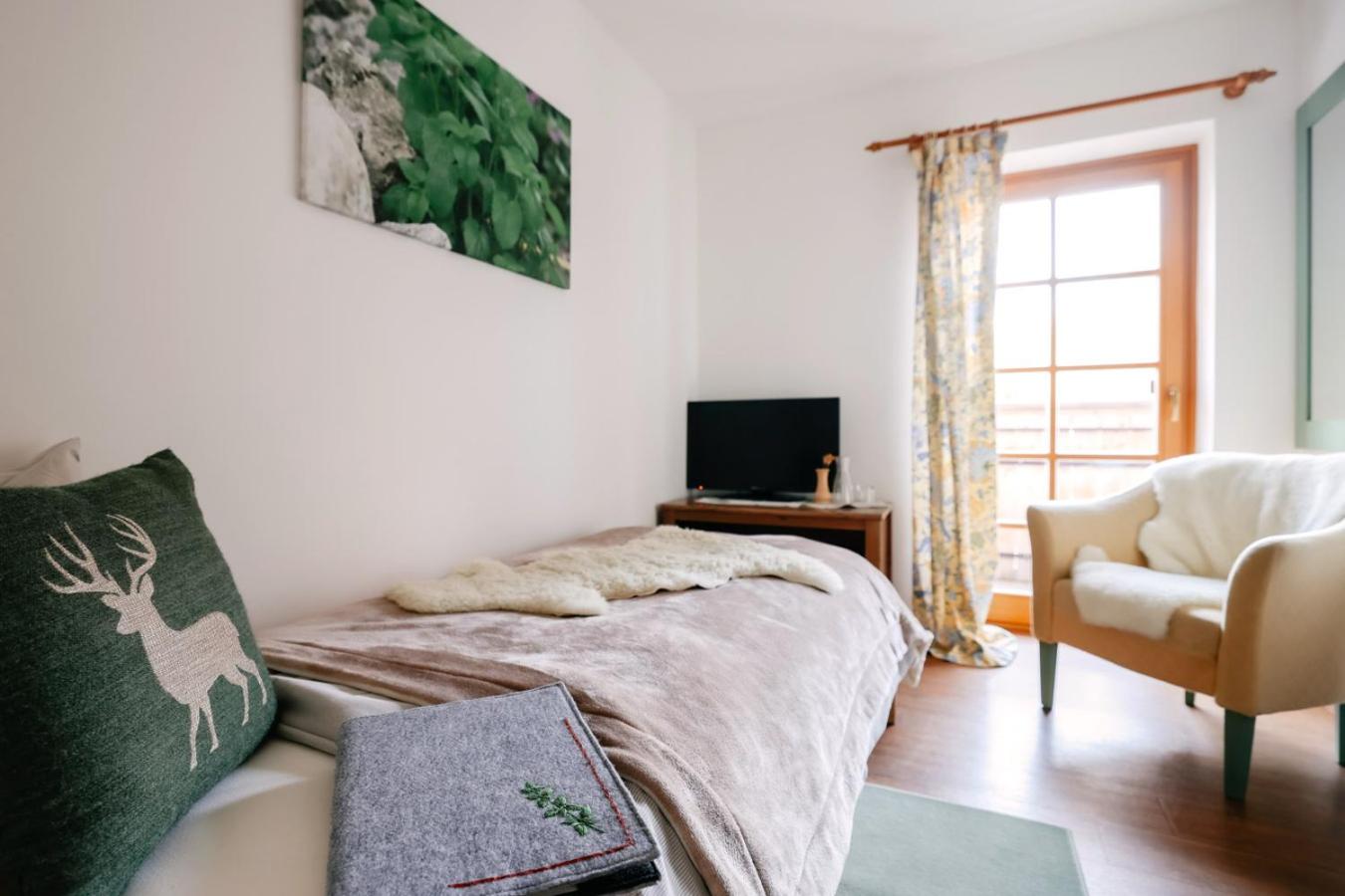 Single Room with Balcony photo 1