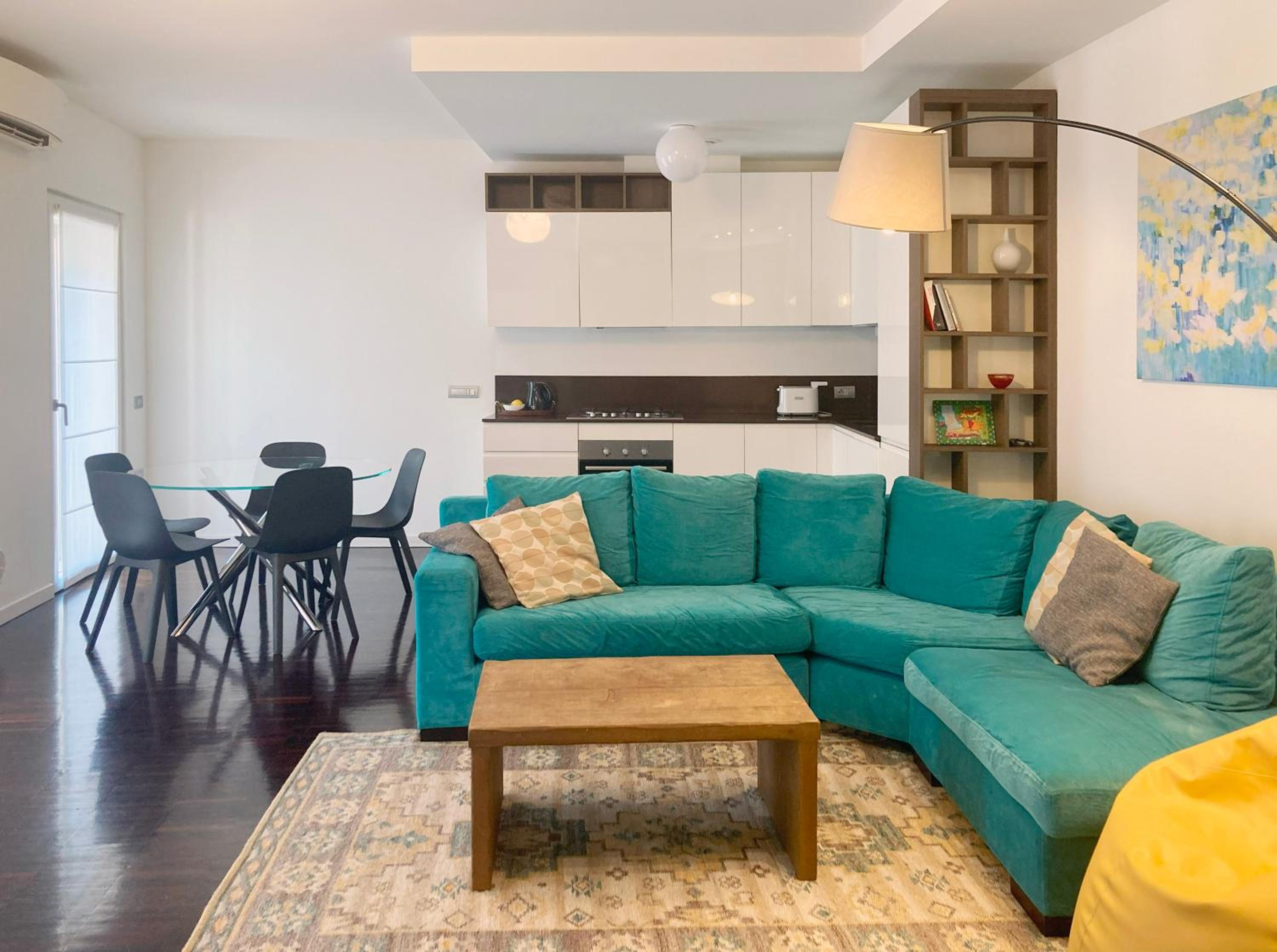 Apartment photo 3