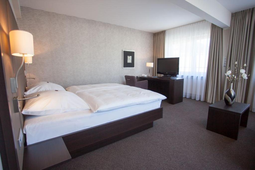 Double or Twin Room photo 1