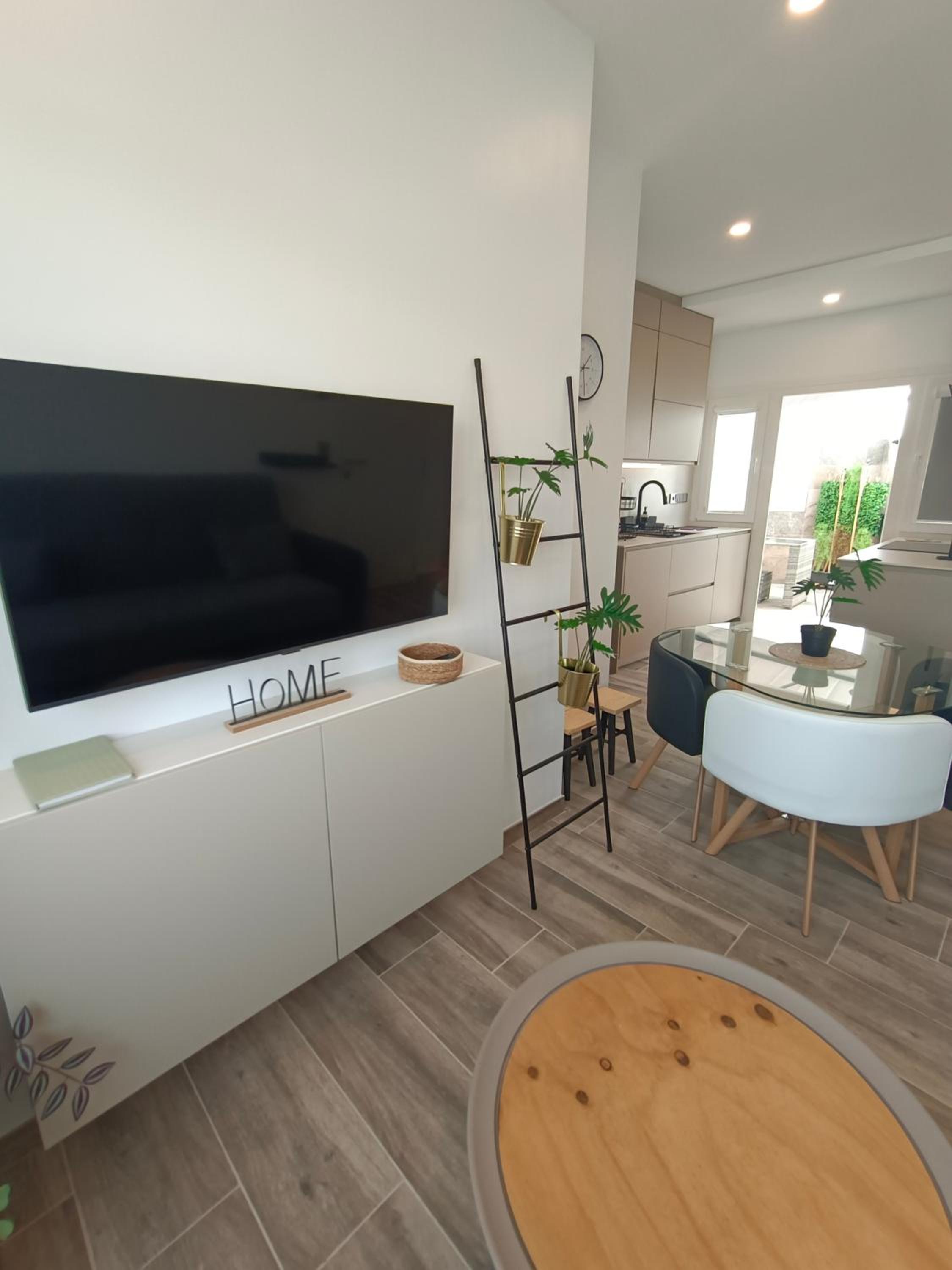 Apartment With Terrace photo 3