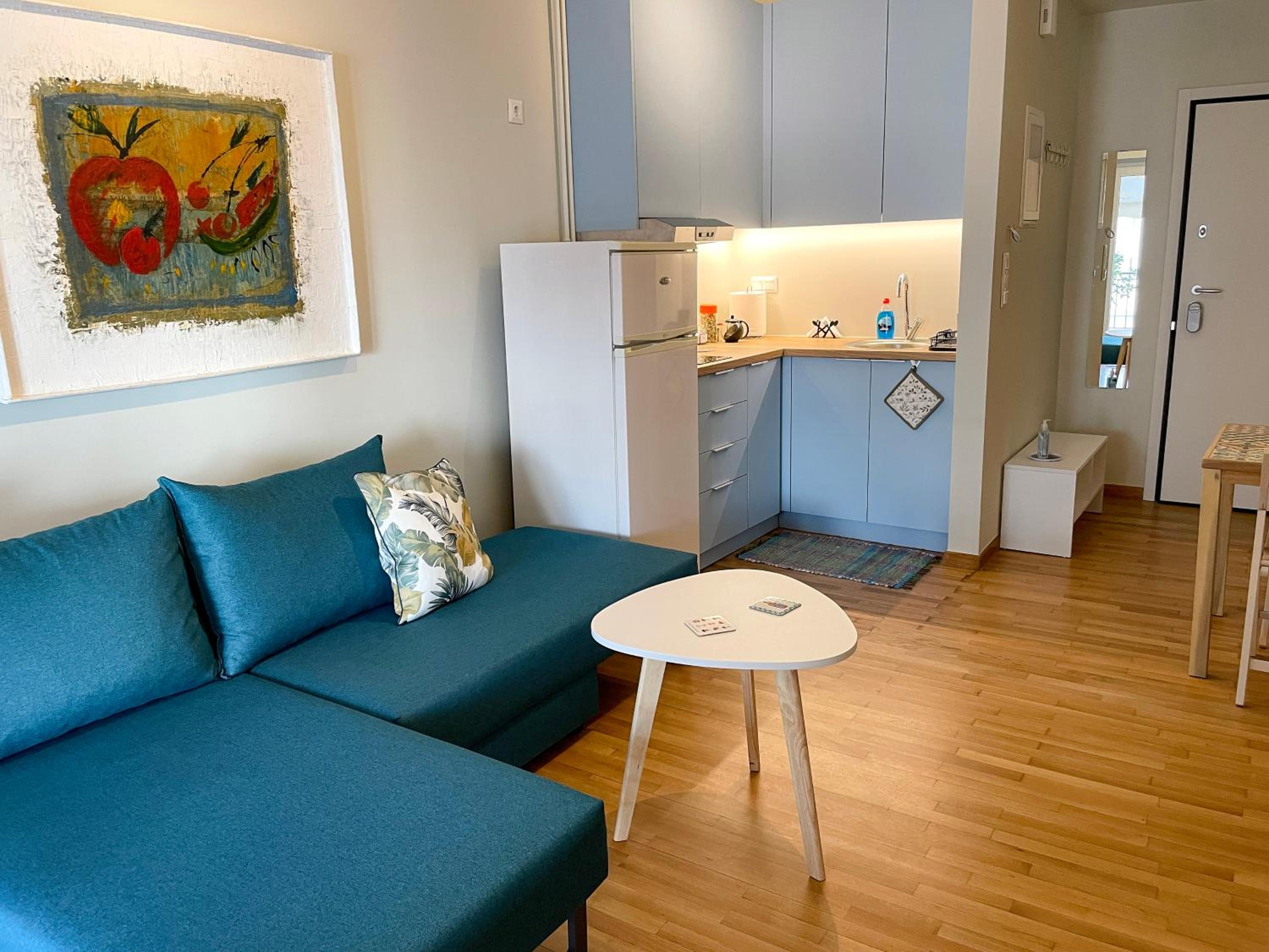 One-Bedroom Apartment photo 2