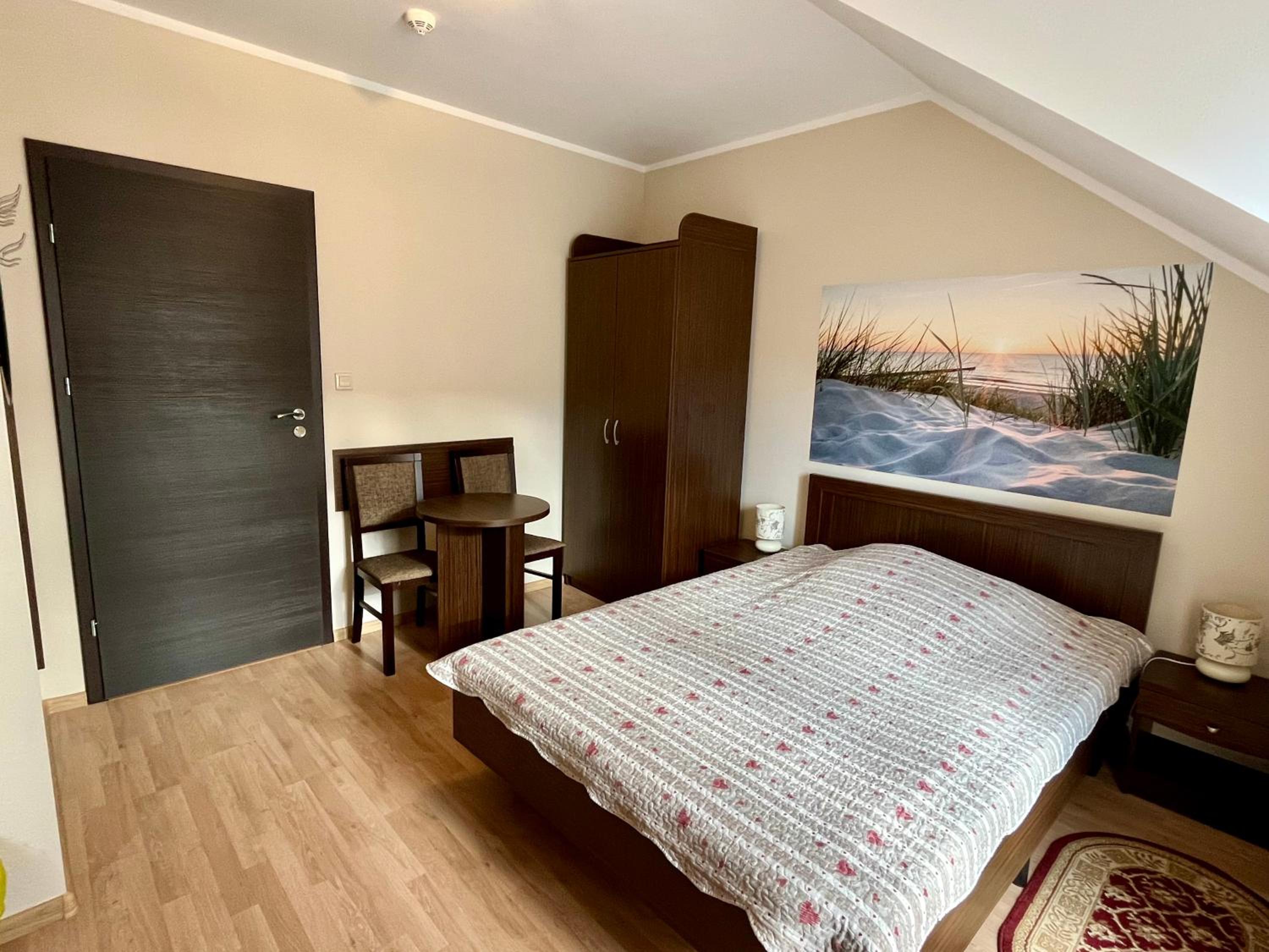 Single Room photo 2