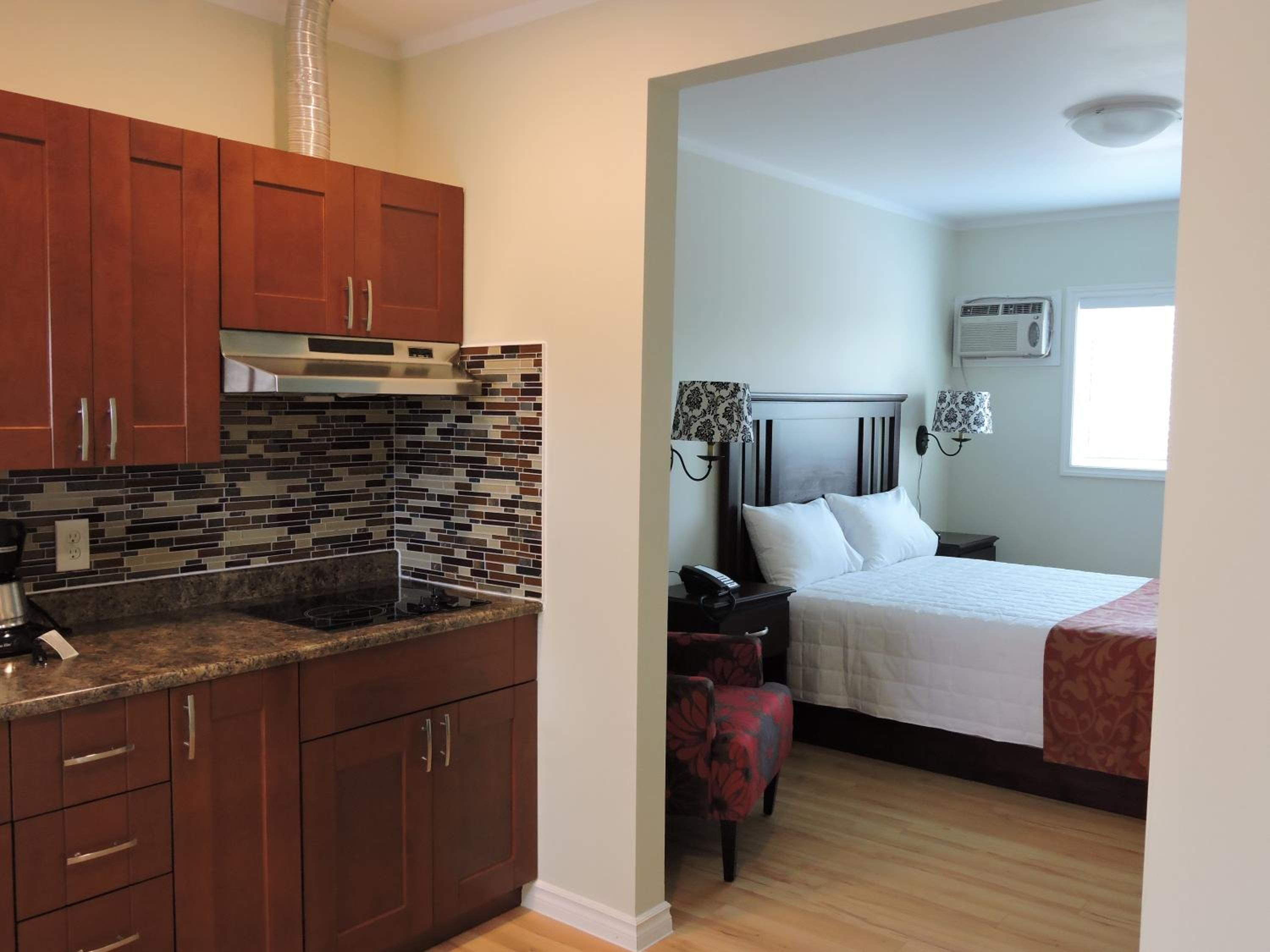 Queen Suite photo 3