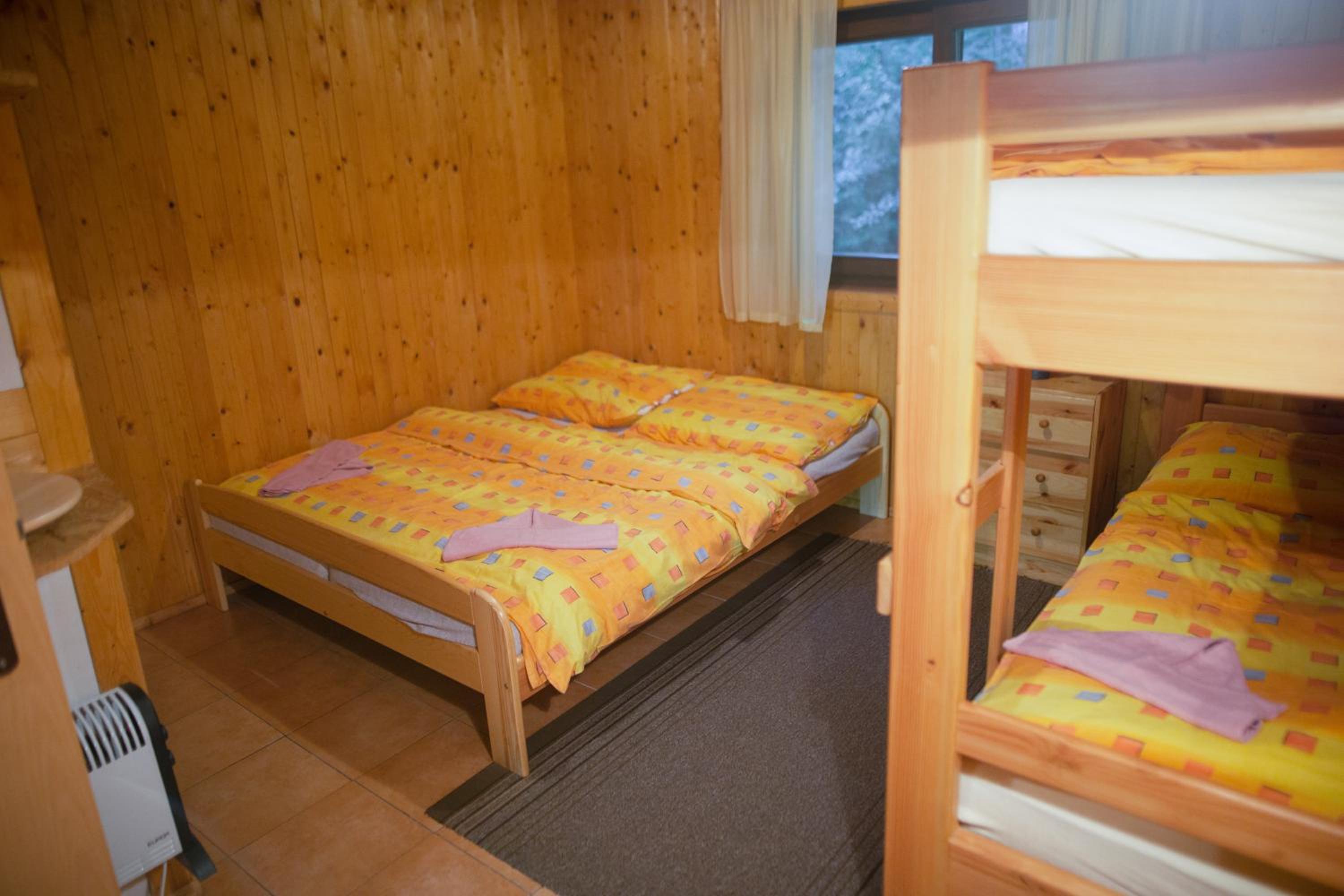 Quadruple Room - Photo 1
