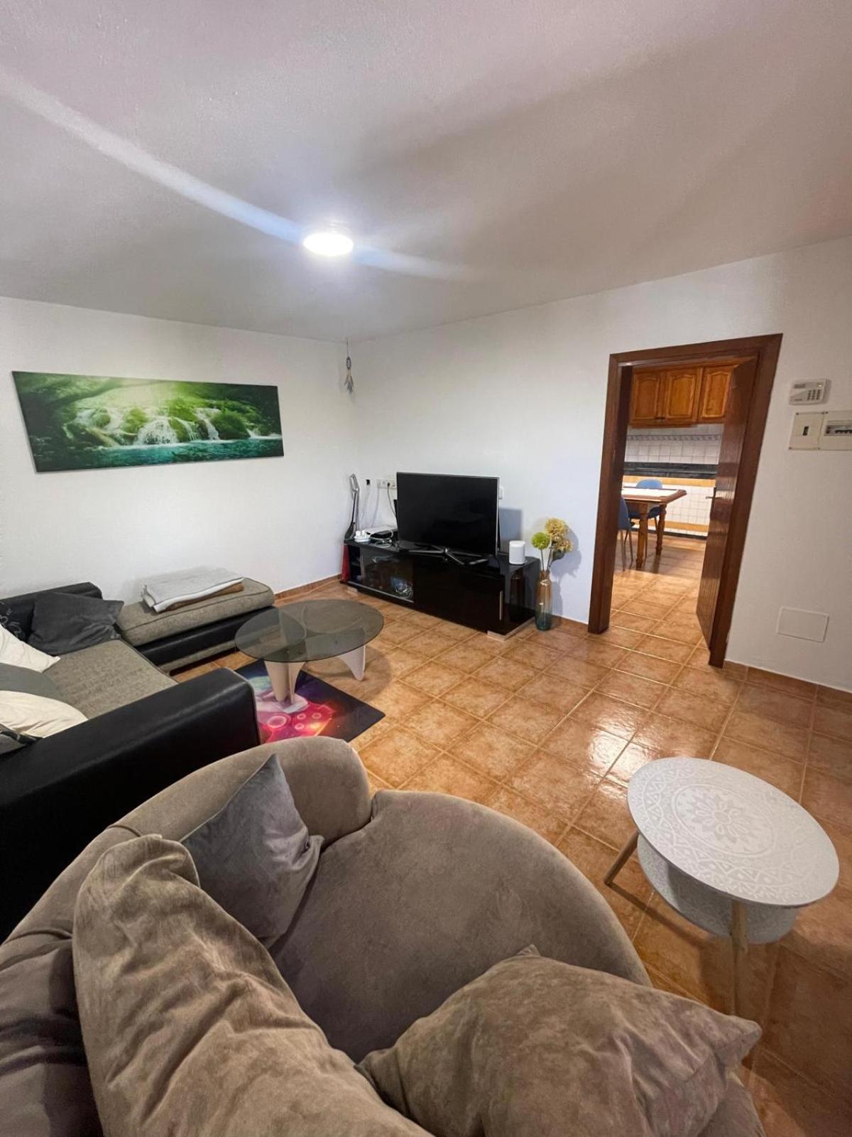 Apartment photo 2