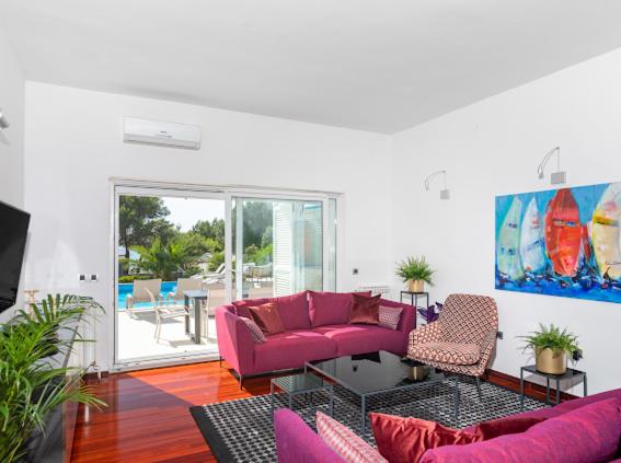 Six-Bedroom Villa 