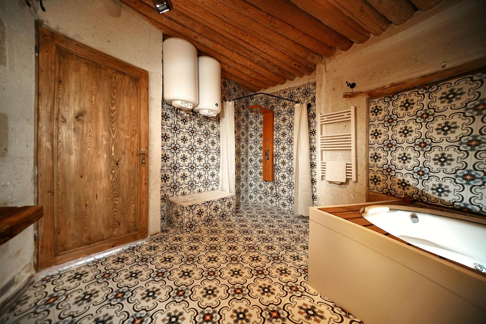 Suite with Terrace - Photo 4