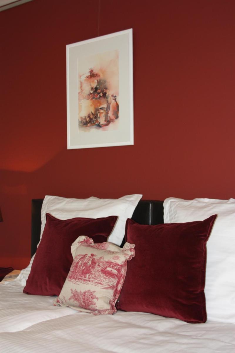Deluxe Double Room with Garden View photo 2