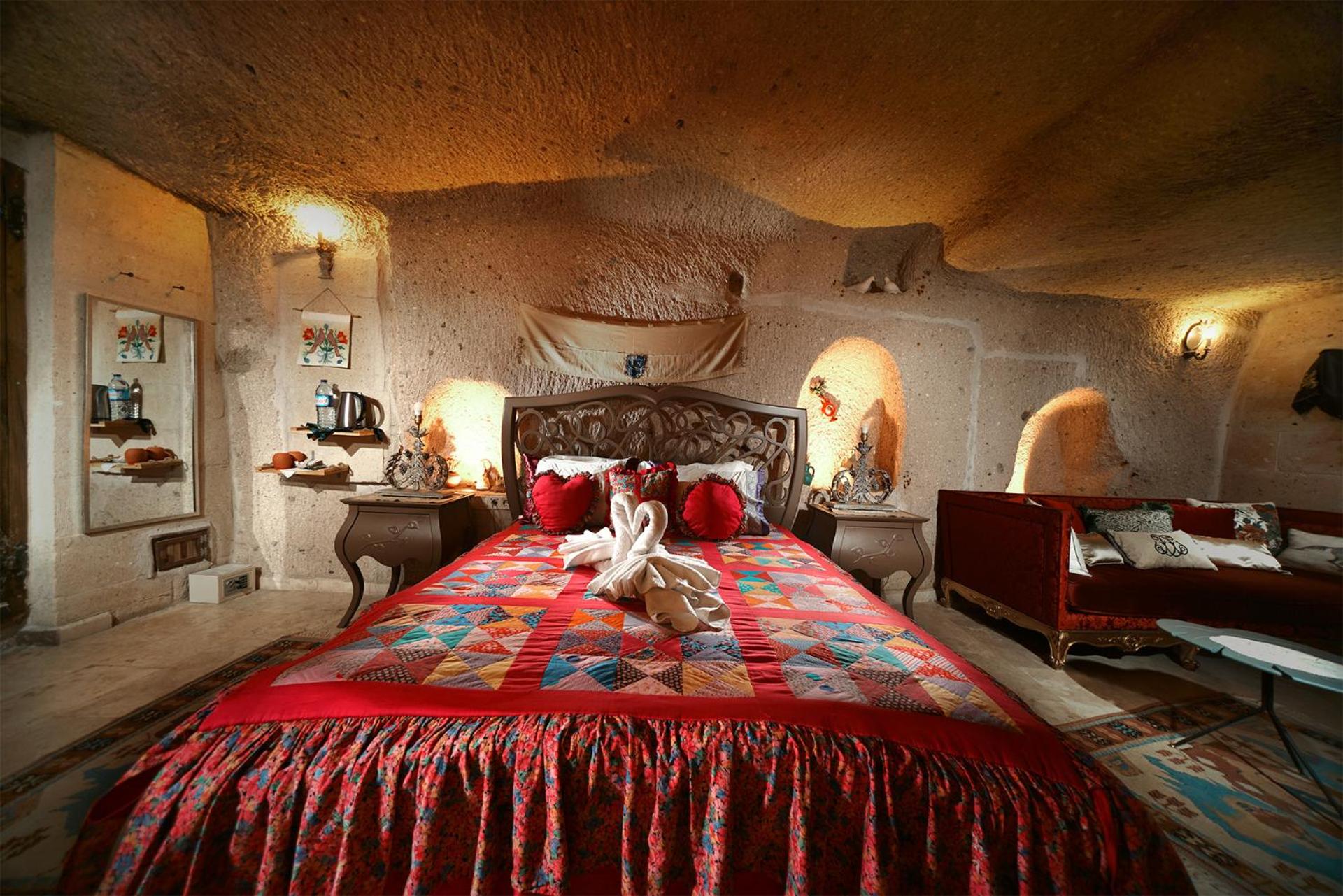 Double Room with Spa Bath - Photo 6