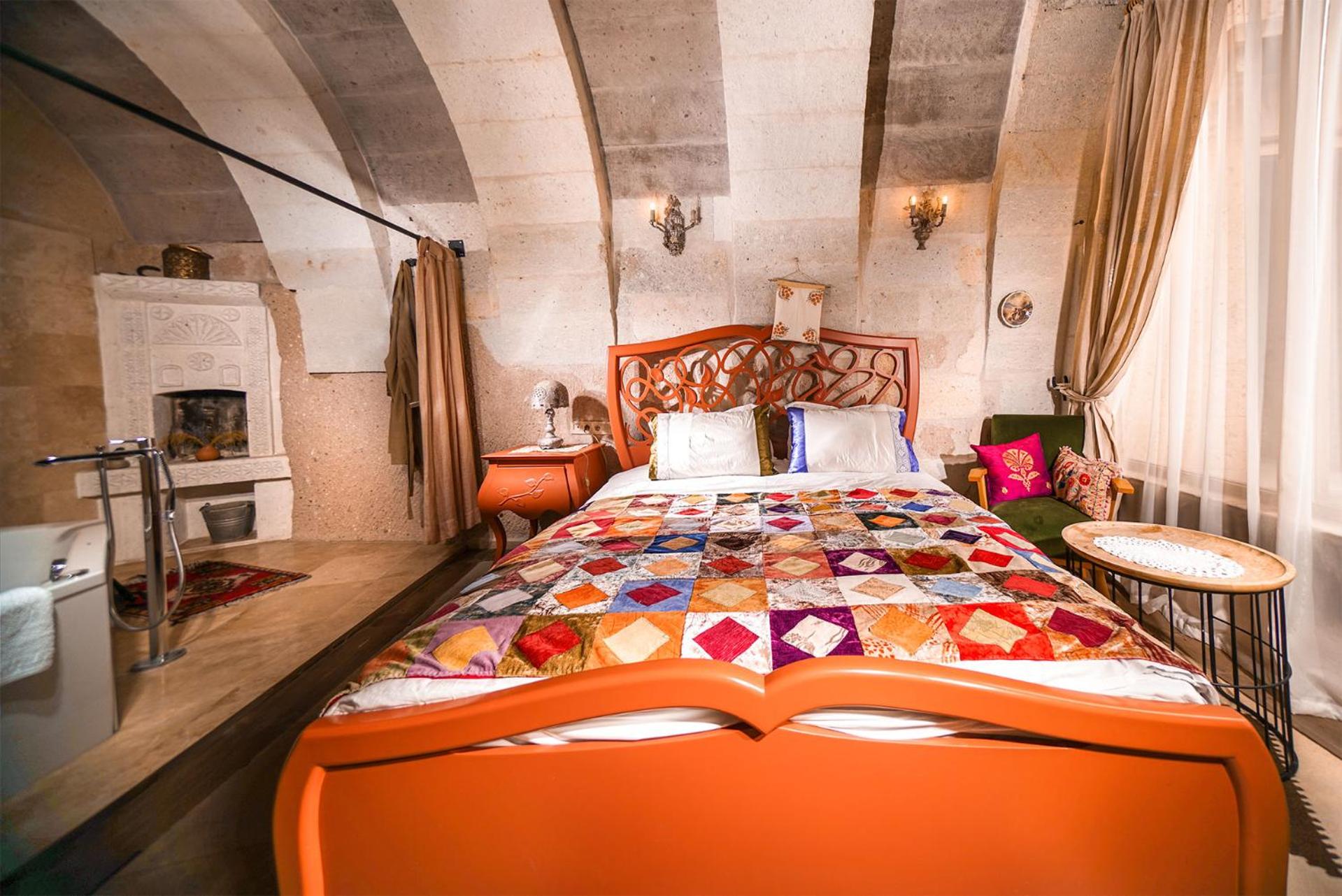 King Room with Mountain View - Photo 8