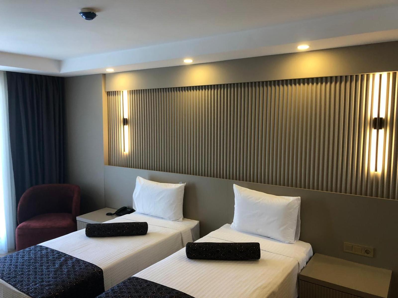 Deluxe Twin Room photo 1