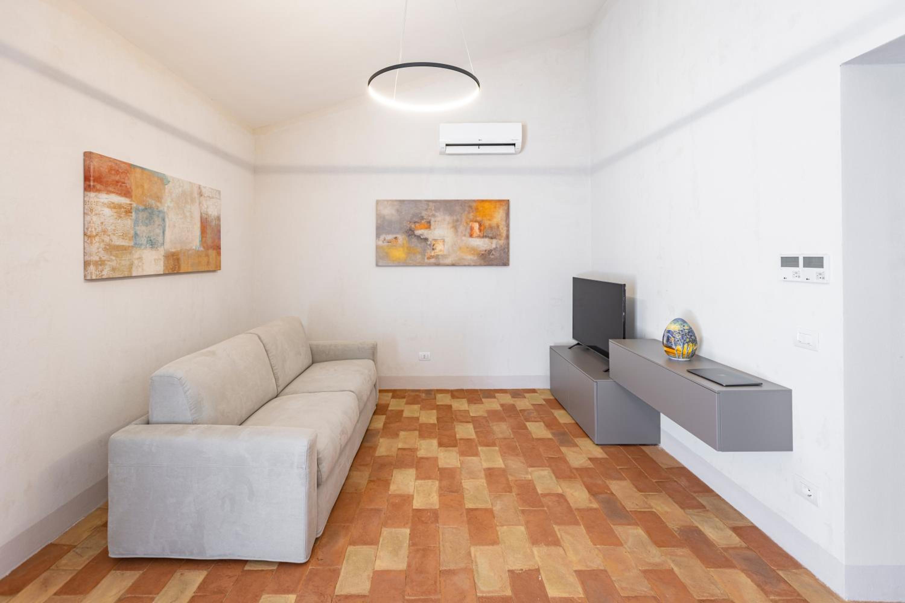 Deluxe Apartment photo 3