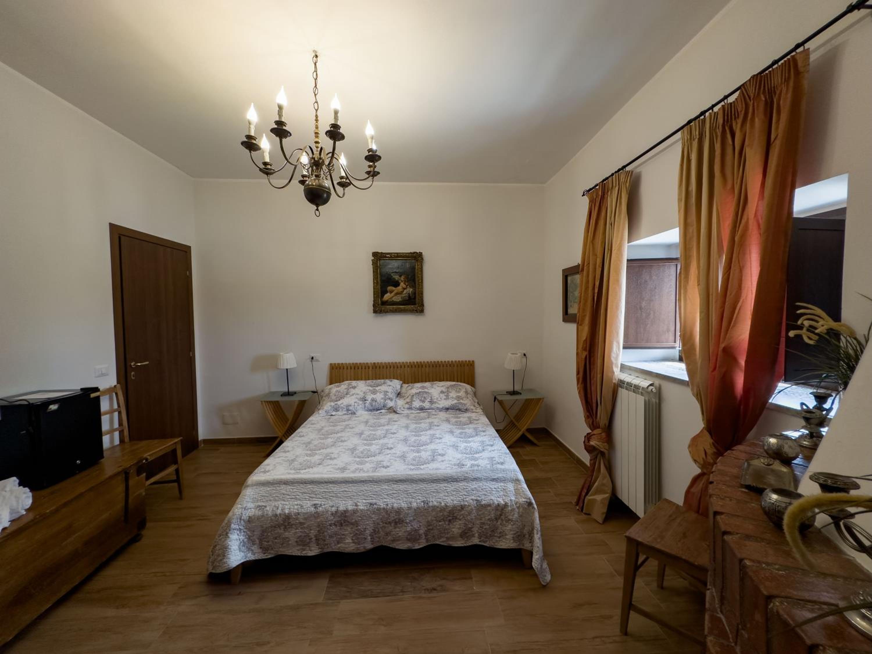 Double Room with Private Bathroom photo 1