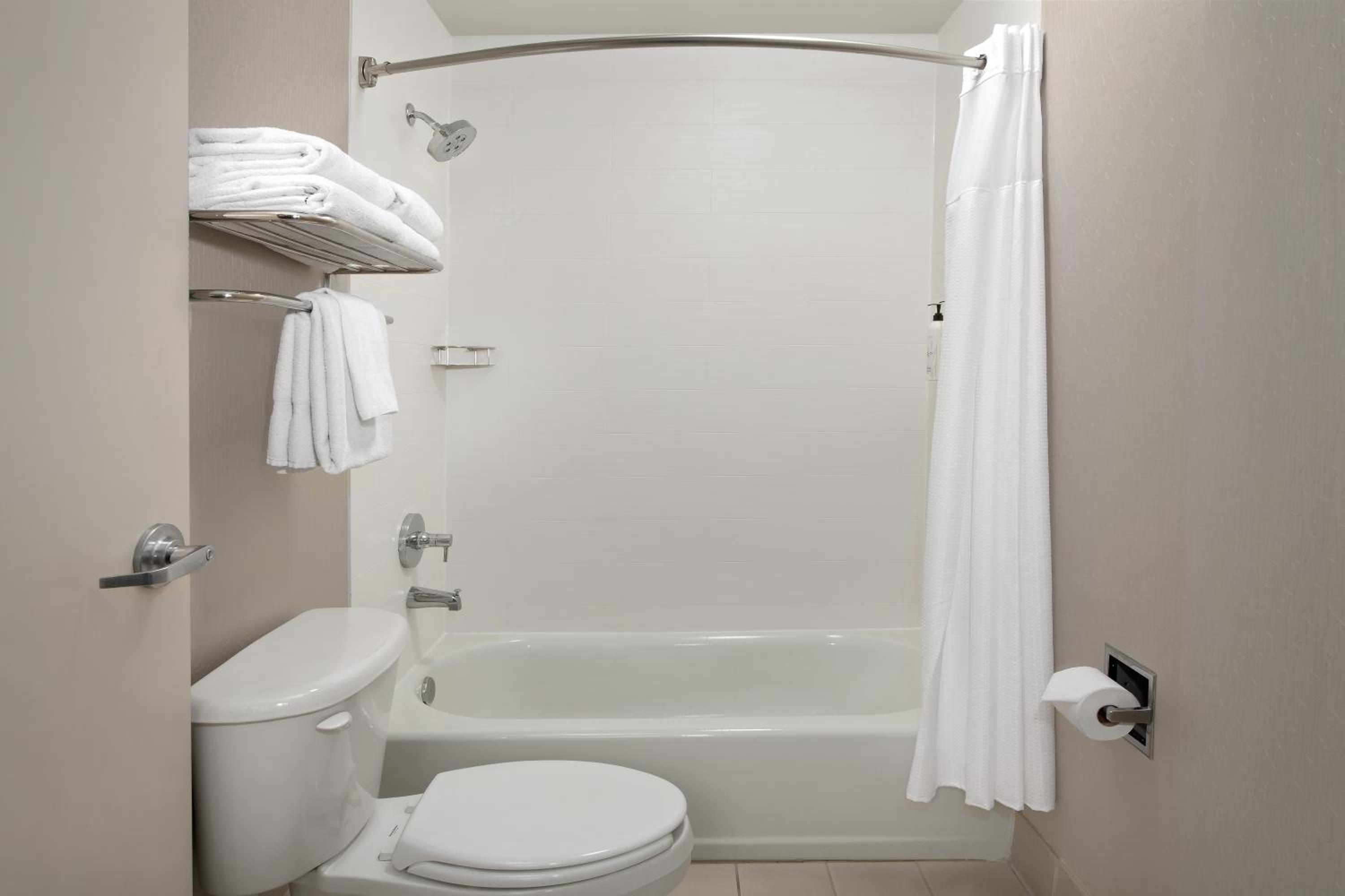Suite with Two Queen Beds and Sofa Bed - Hearing Accessible - Photo 2