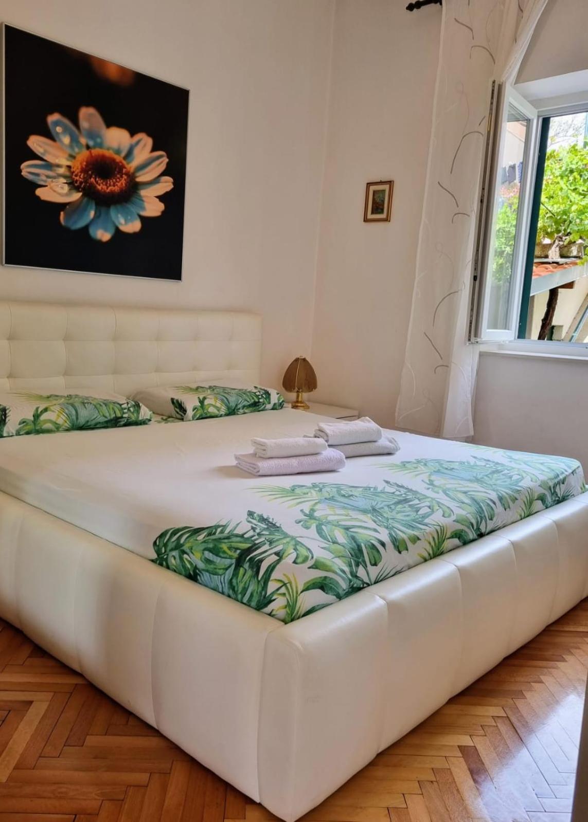 Two-Bedroom Apartment - Photo 22
