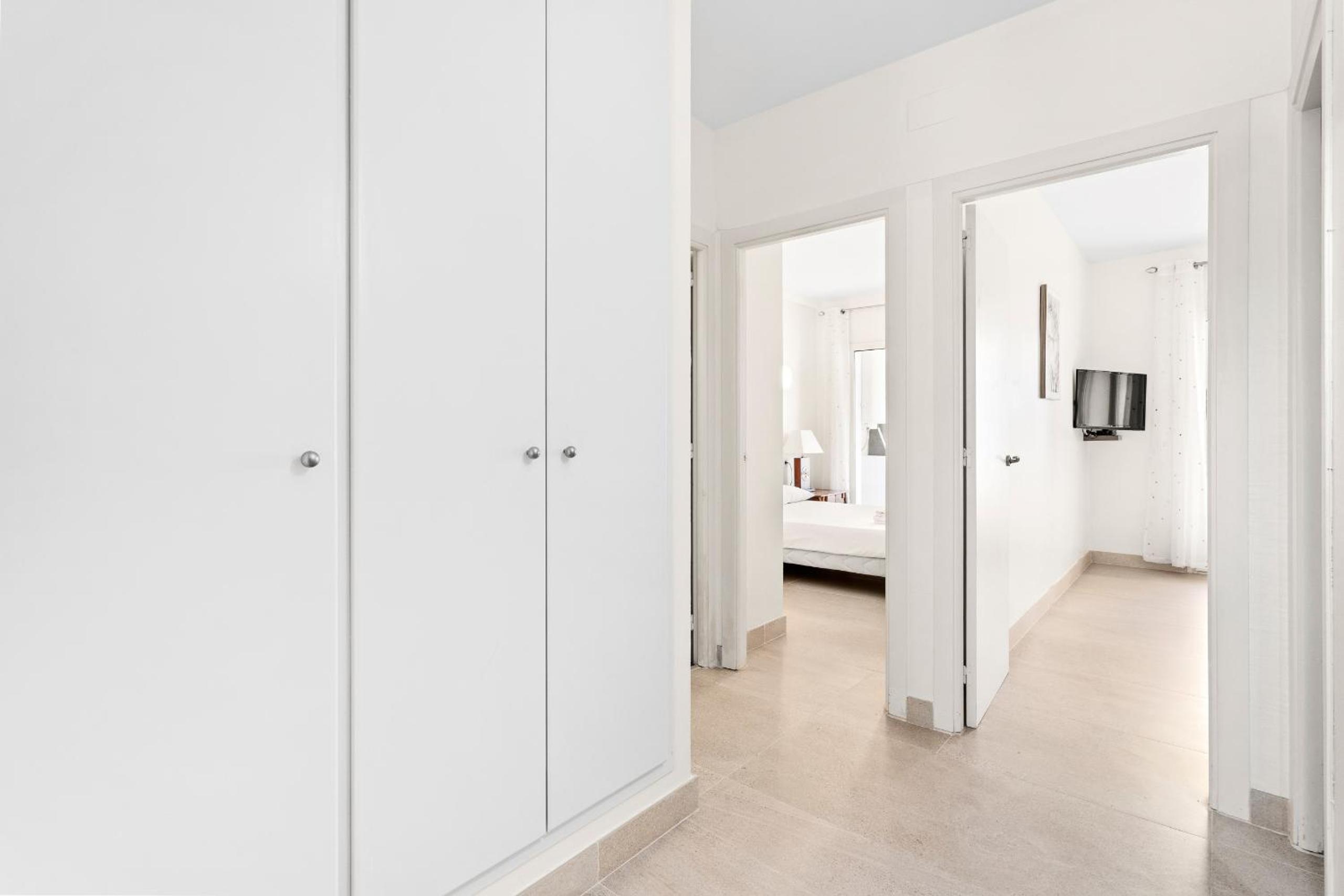 Apartment with Terrace photo 3