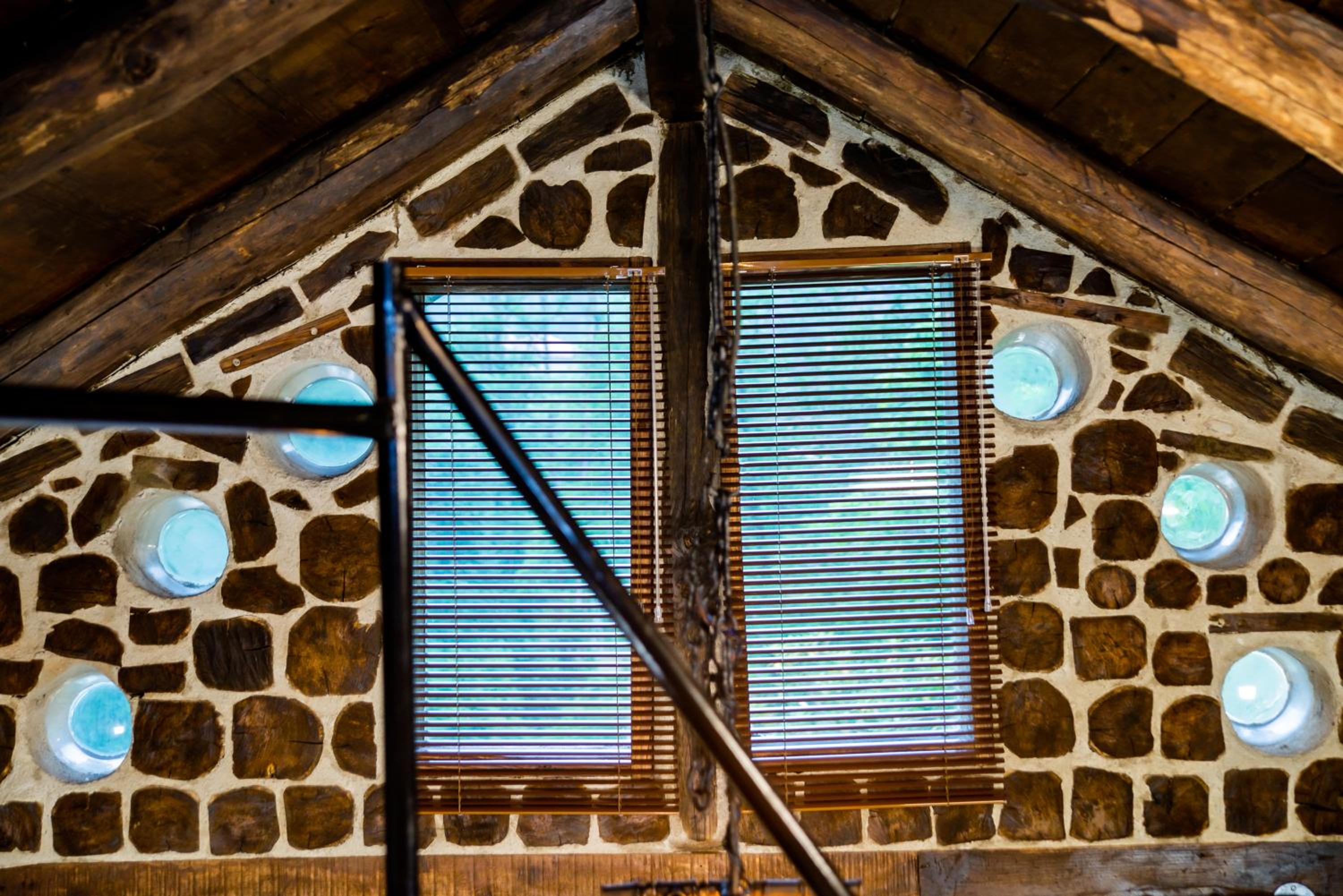 Deluxe Family Suite photo 3