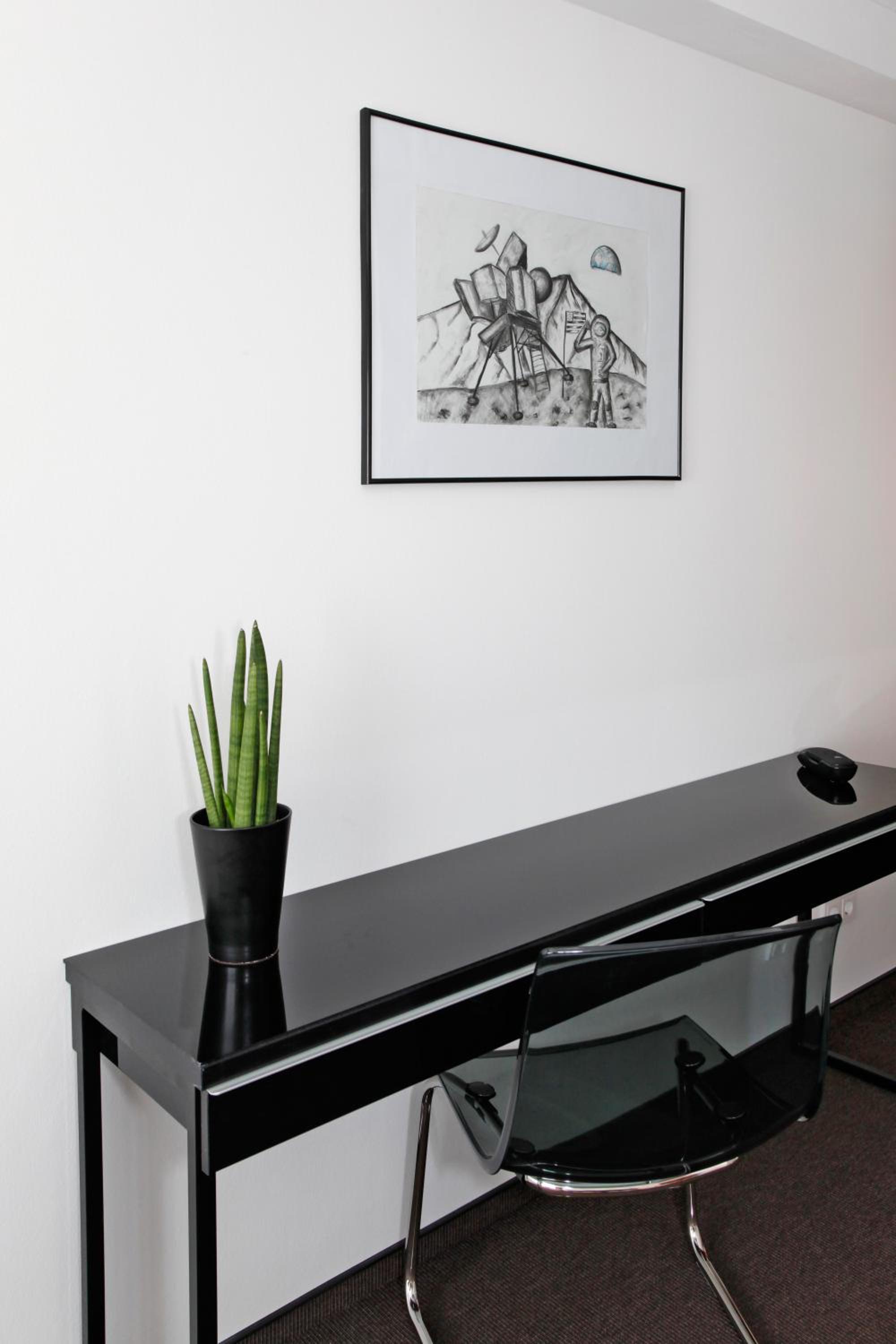 Studio Apartment Single