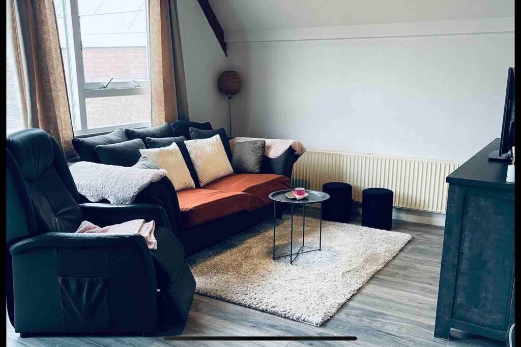 Two-Bedroom House photo 3
