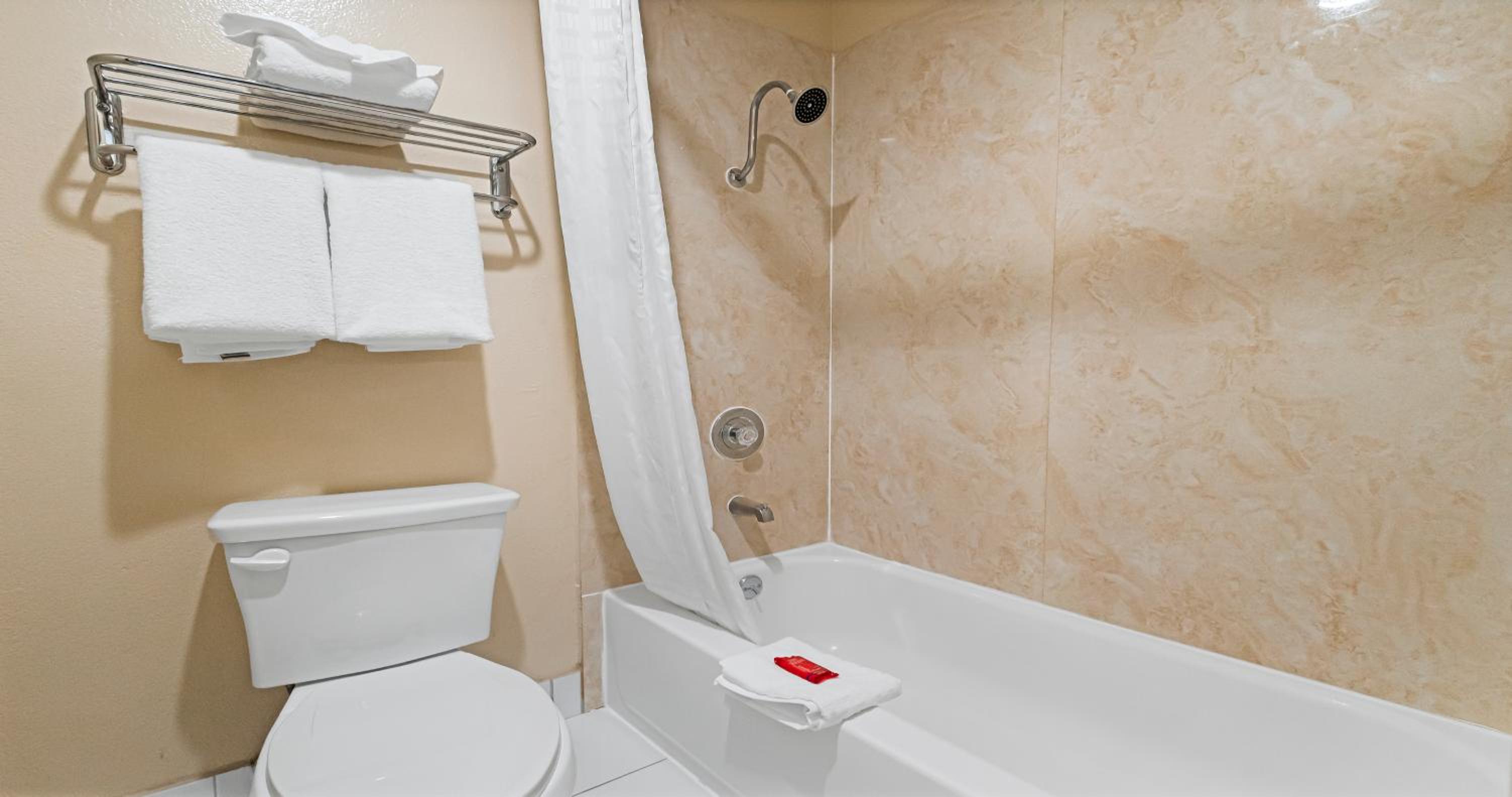 Queen Room with Two Queen Beds with Balcony - Pool View photo 3