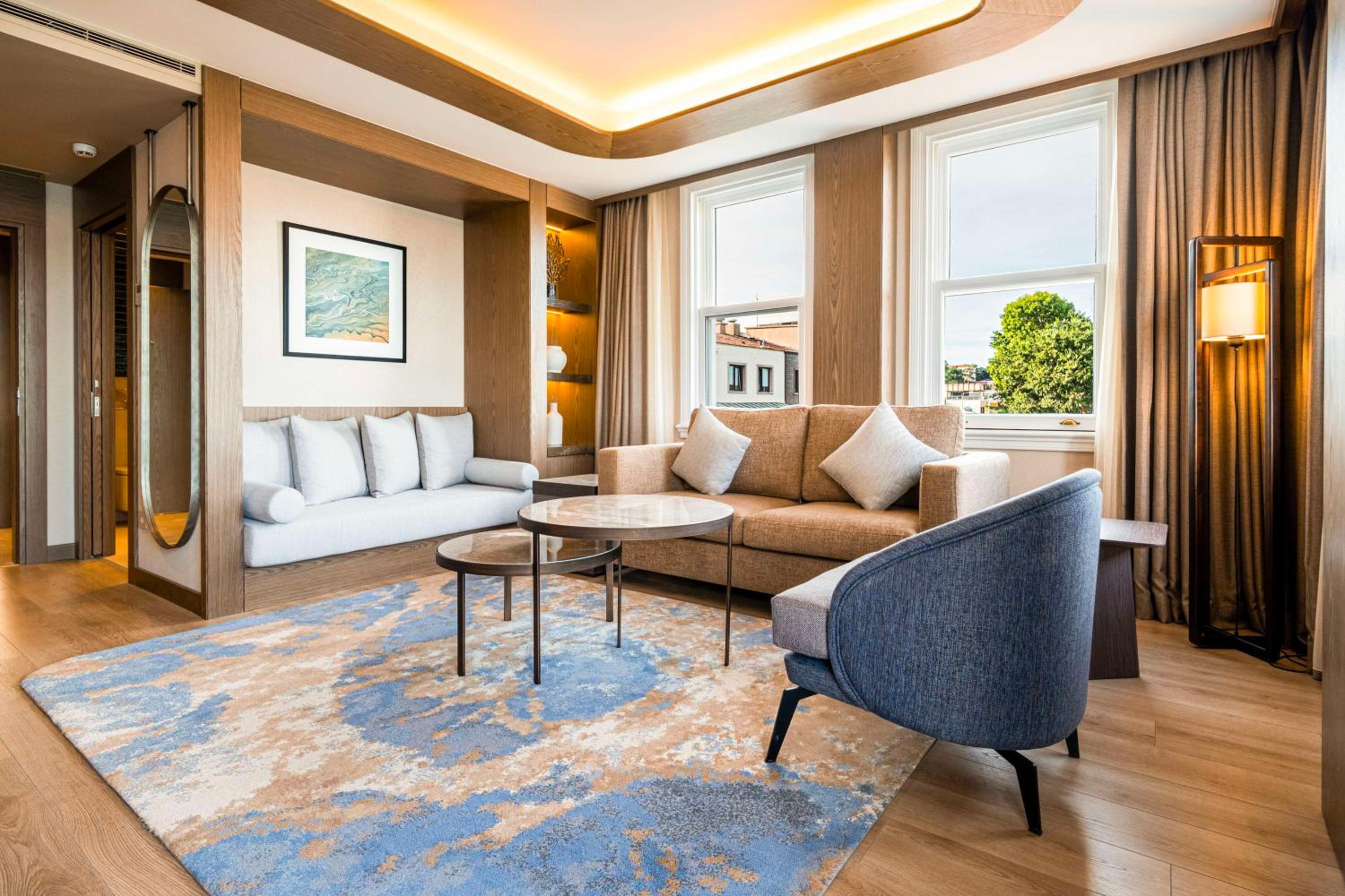 Executive Suite photo 2