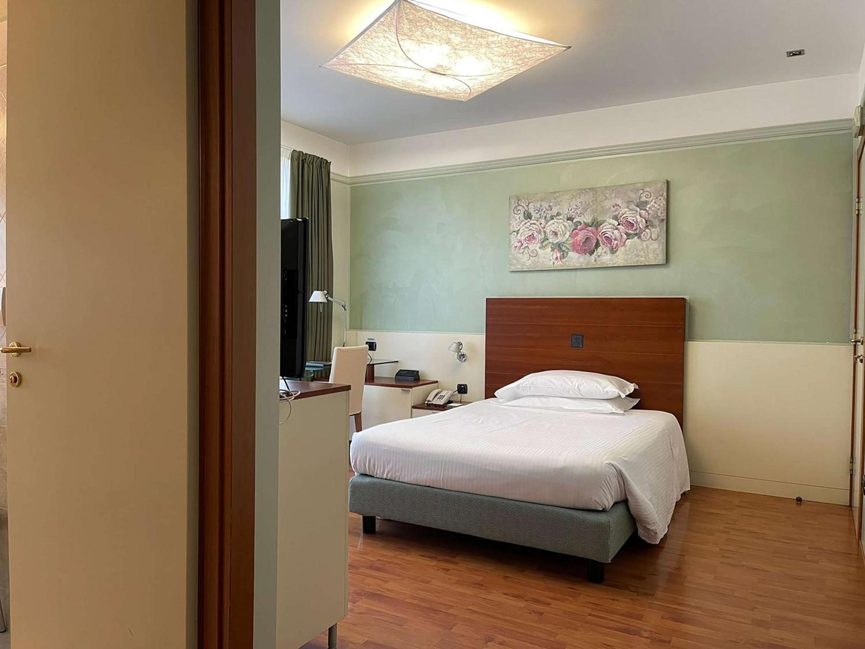 Double Room  - Photo 1