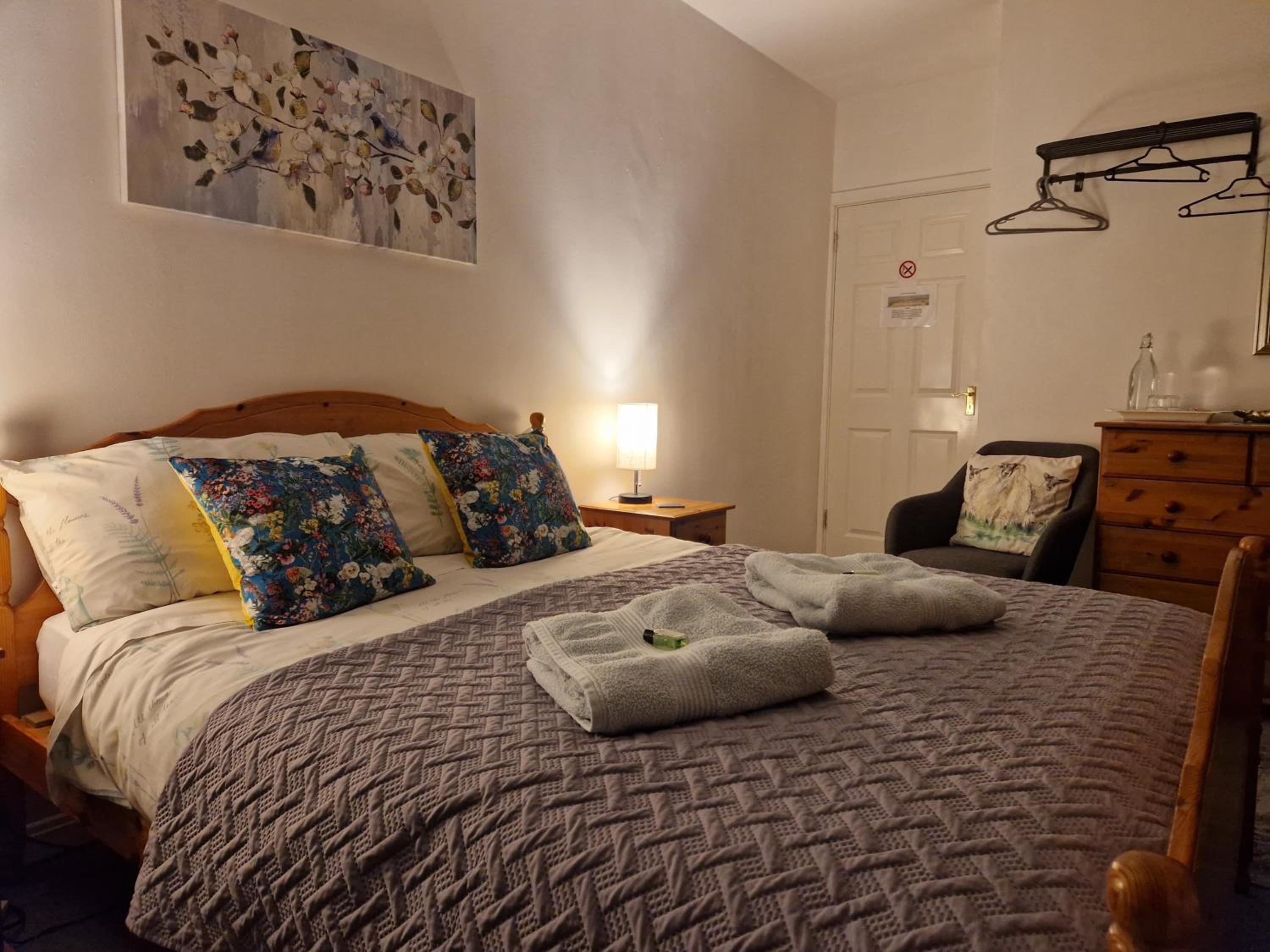 Double Room with Garden View - Photo 2