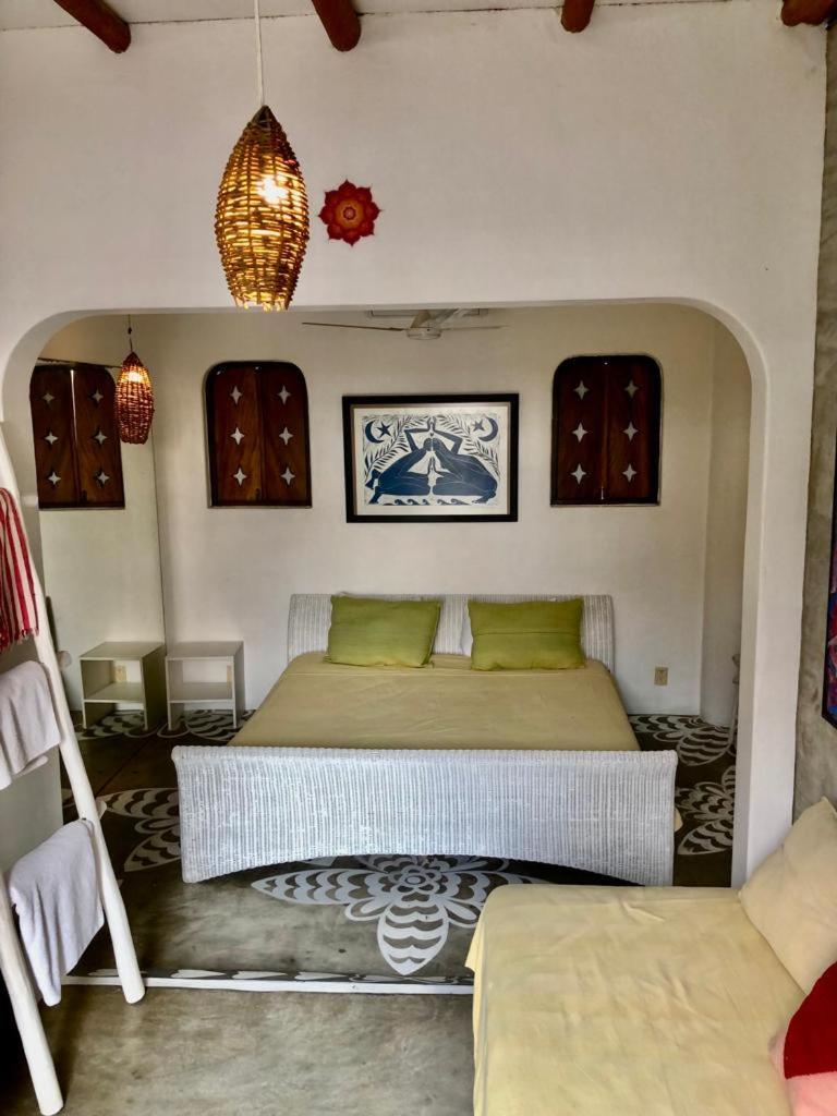 Twin Room - Photo 16