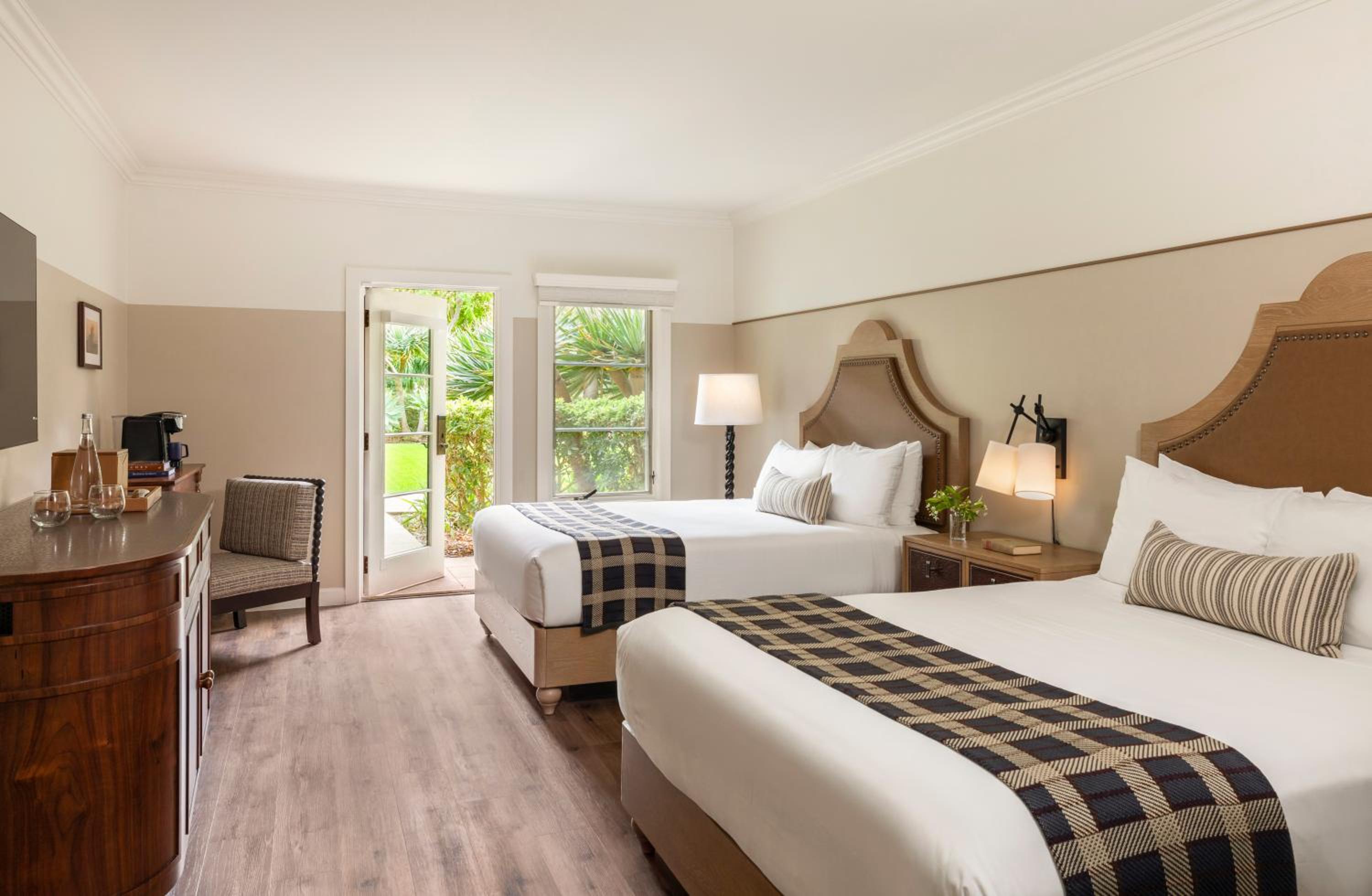 Double Room with Patio photo 1