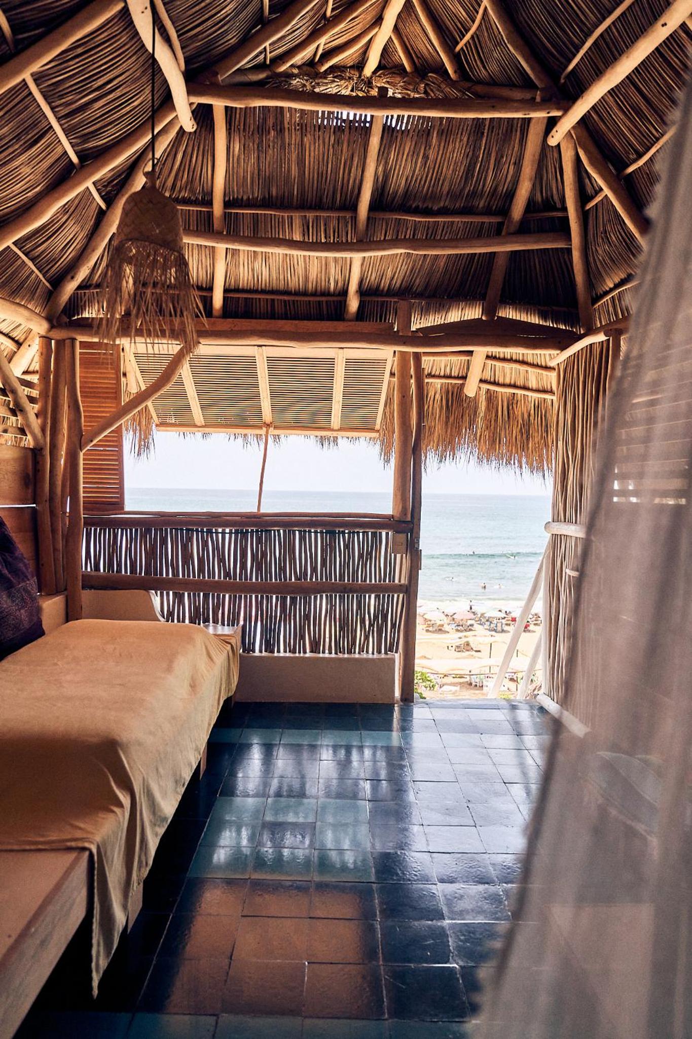 Superior Triple Room with Sea View - Photo 13