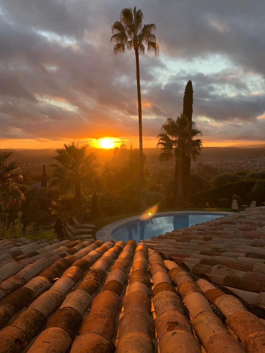 Villa with Private Pool photo 3