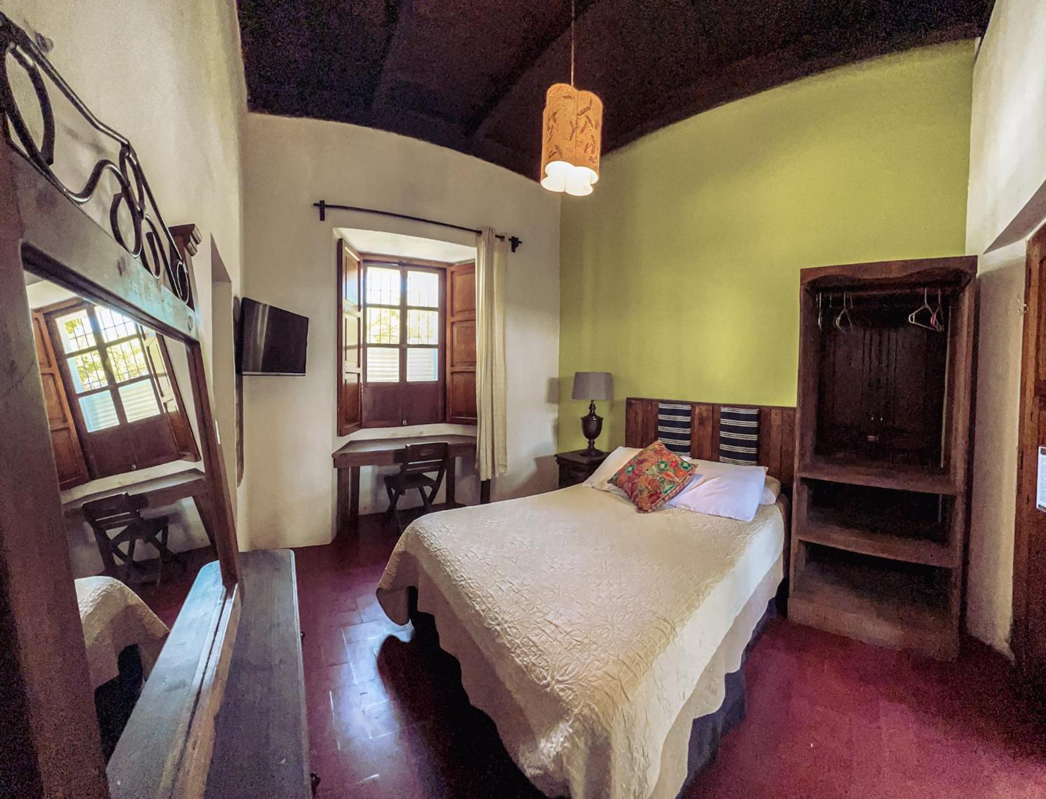 Double Room with Private Bathroom photo 1