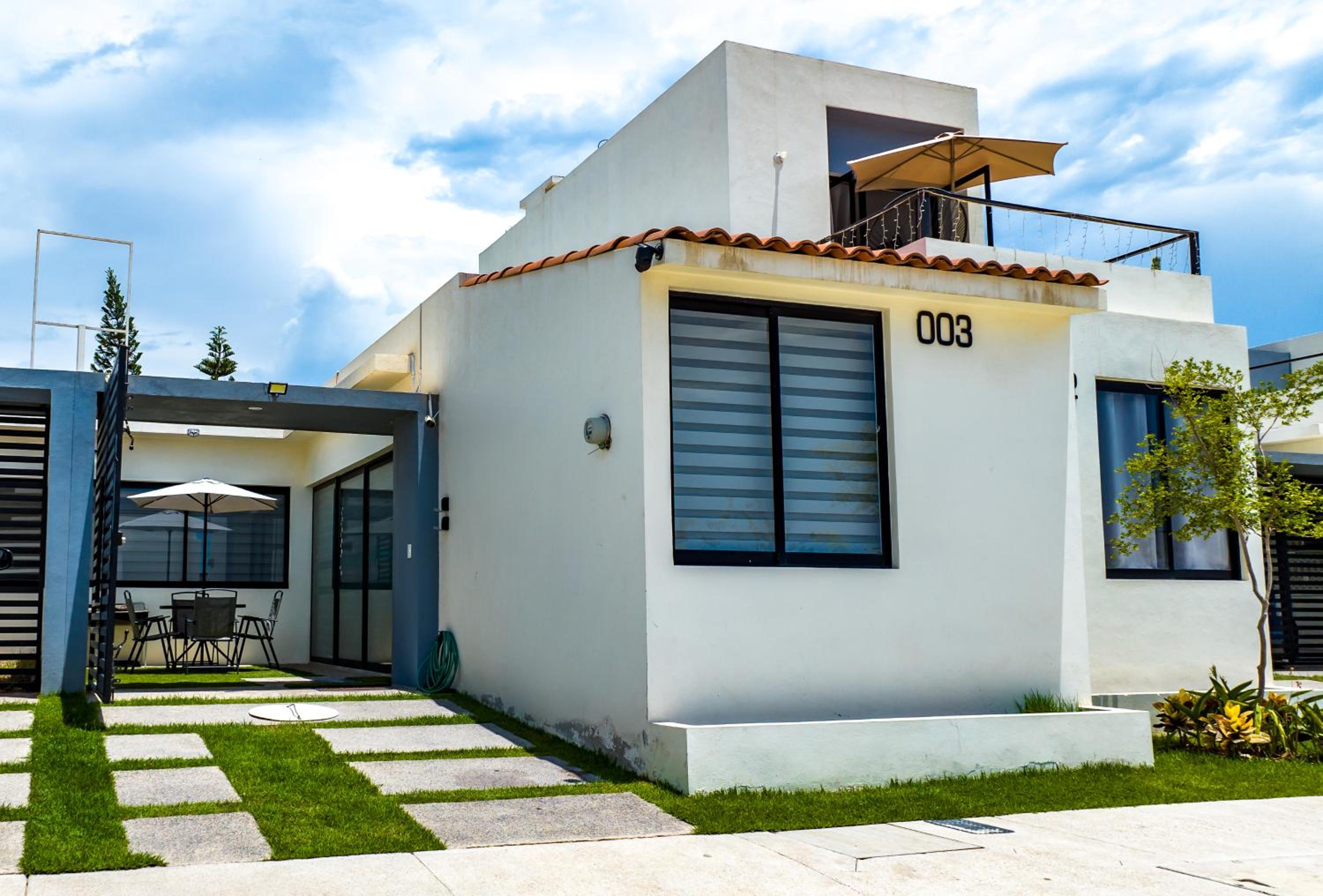 Two-Bedroom House - Photo 20