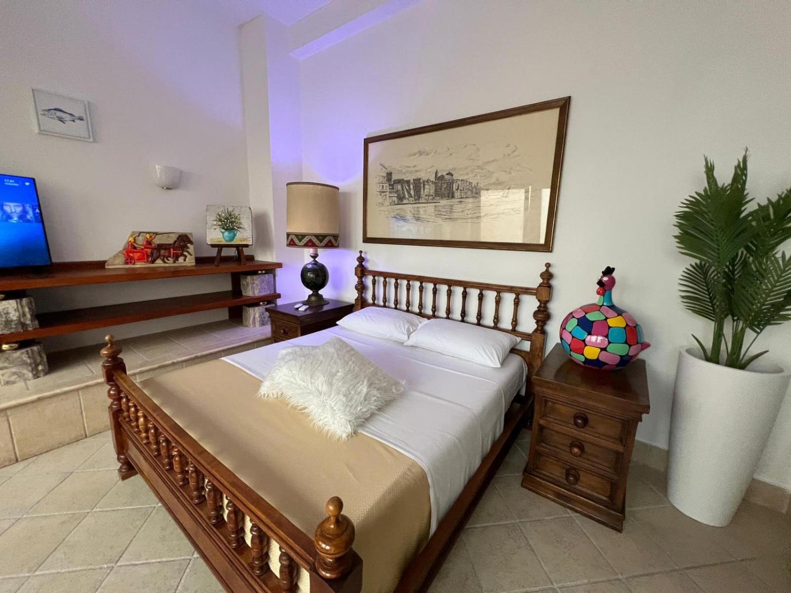 Large Double Room photo 1