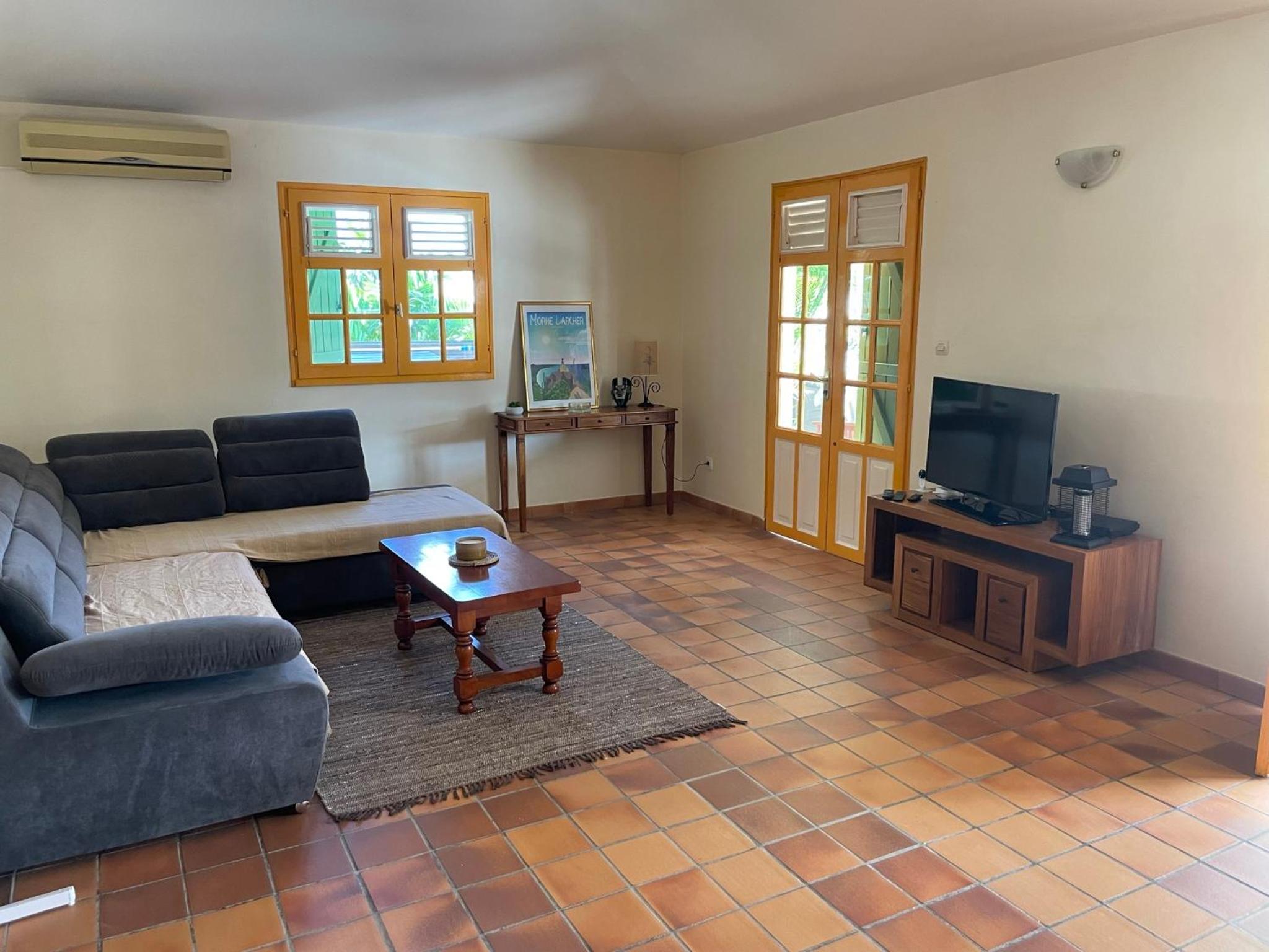 Villa photo 1