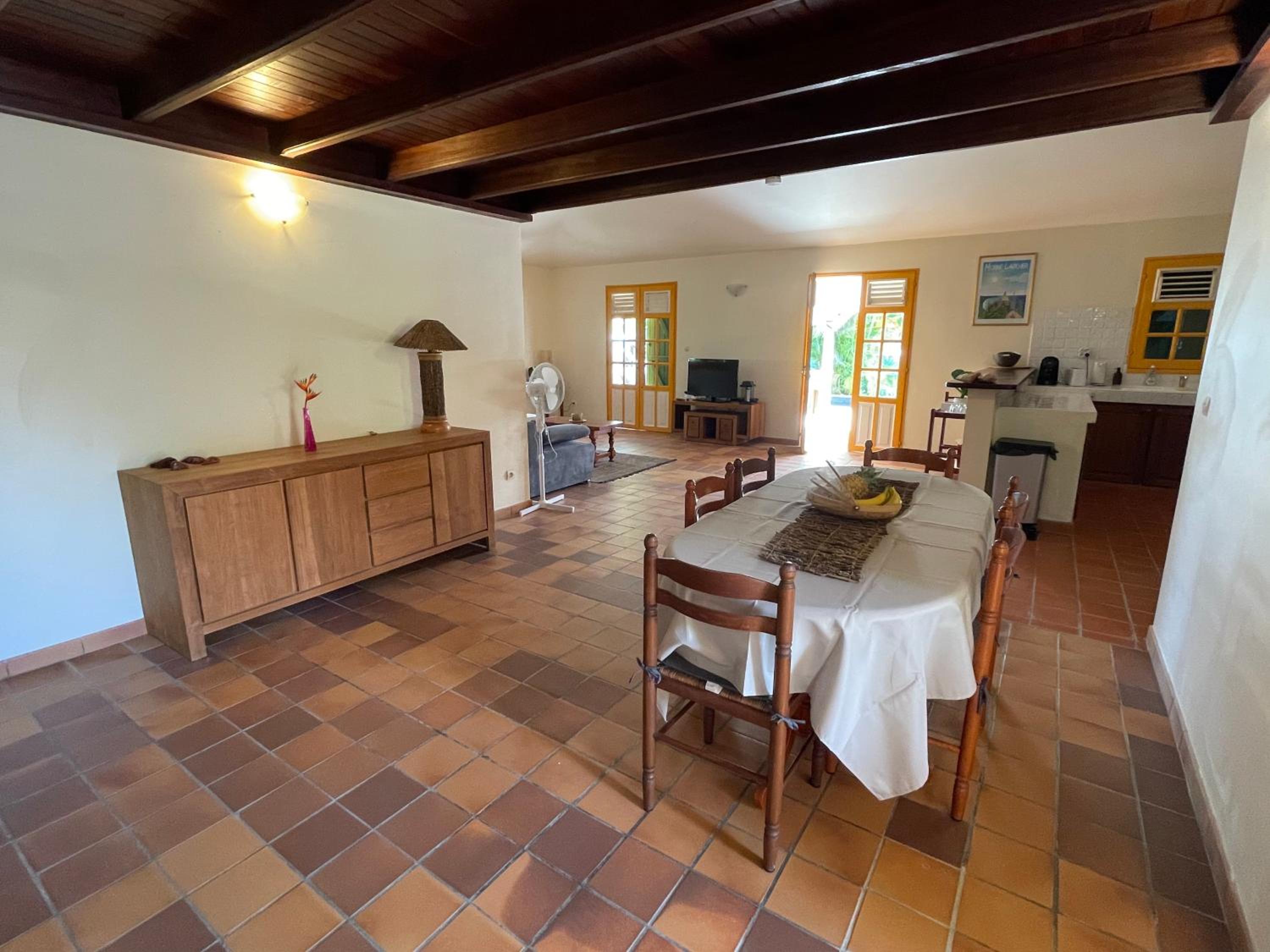 Villa photo 3