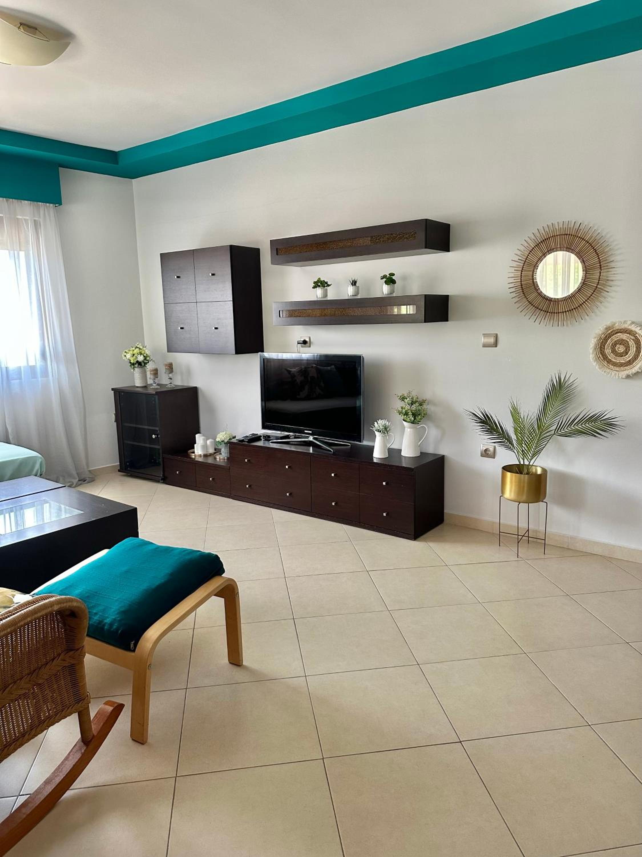 Two-Bedroom Apartment photo 2