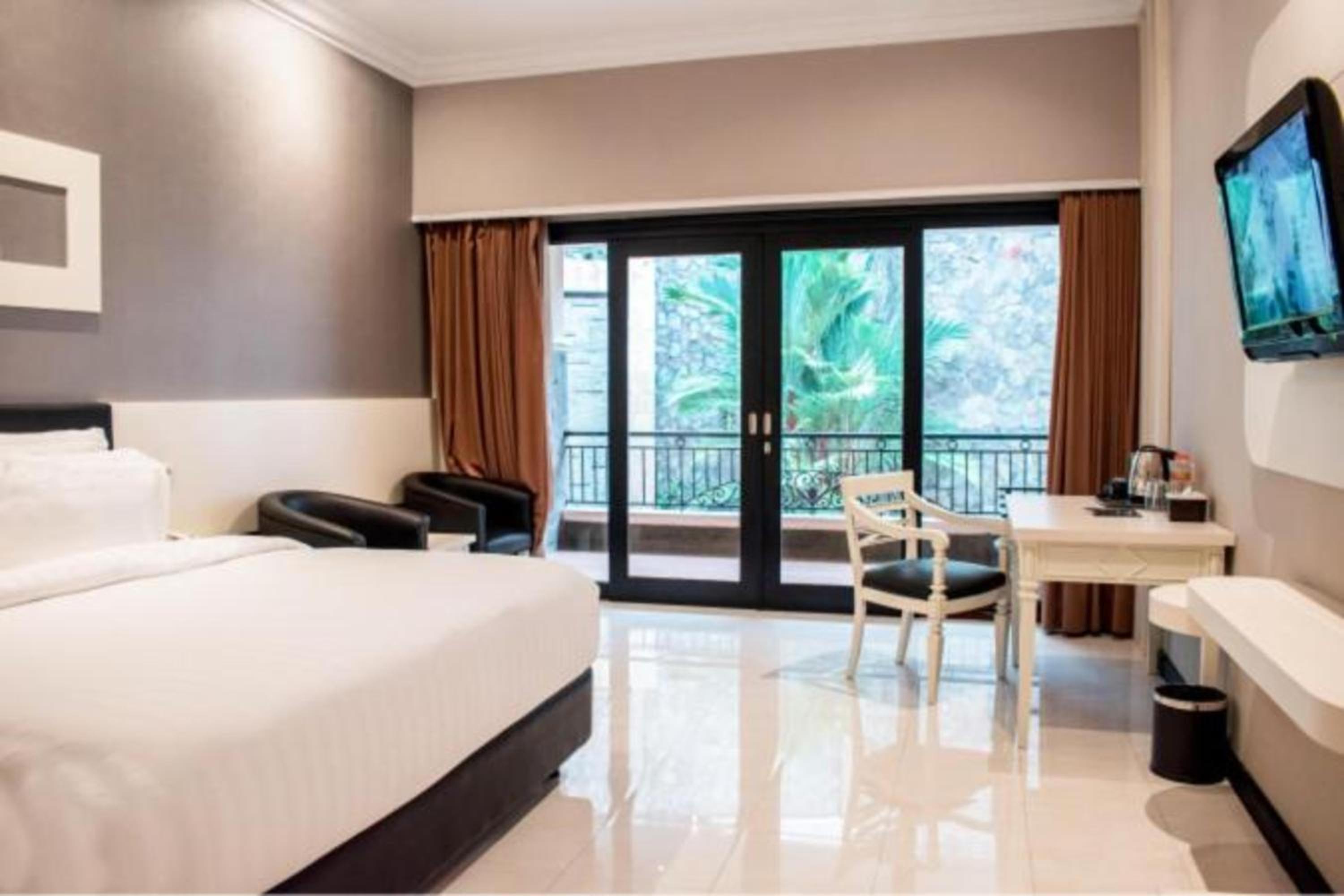 Executive Suite
