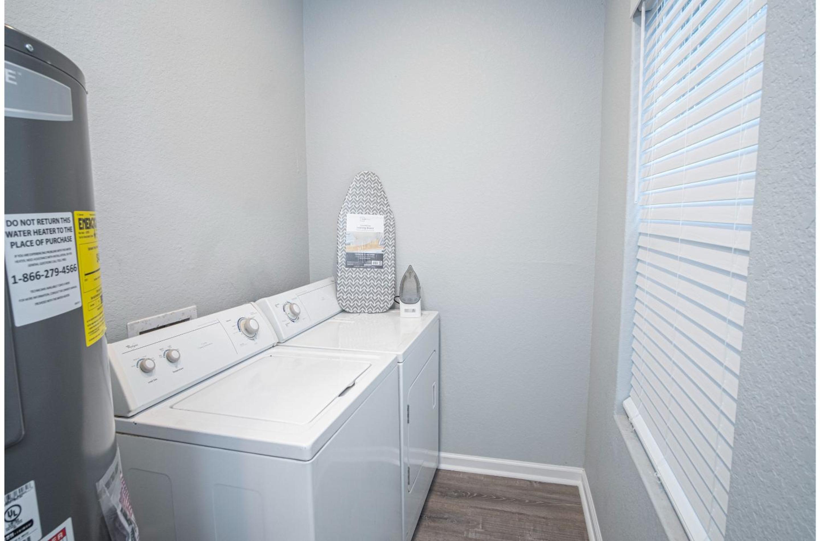 Four-Bedroom House - Photo 29