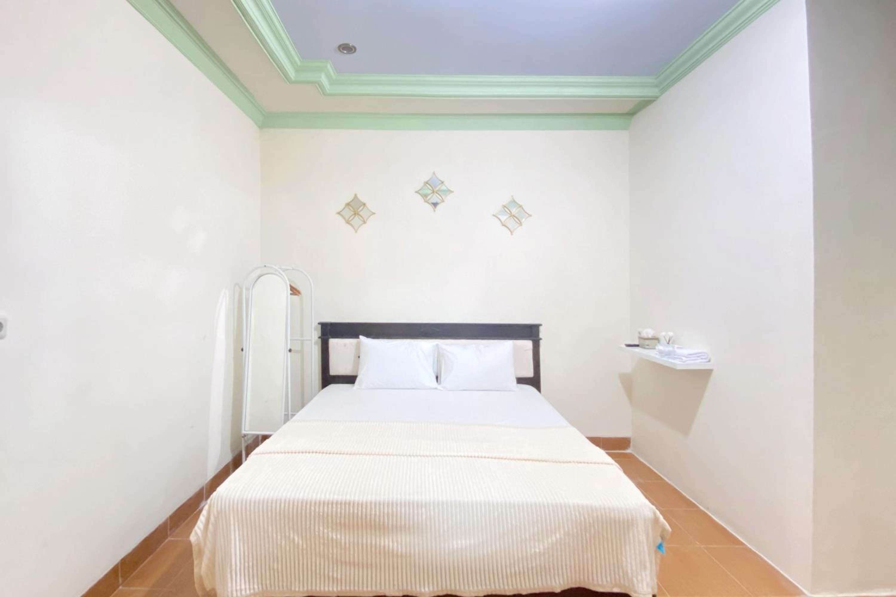 Deluxe Room - Photo 2