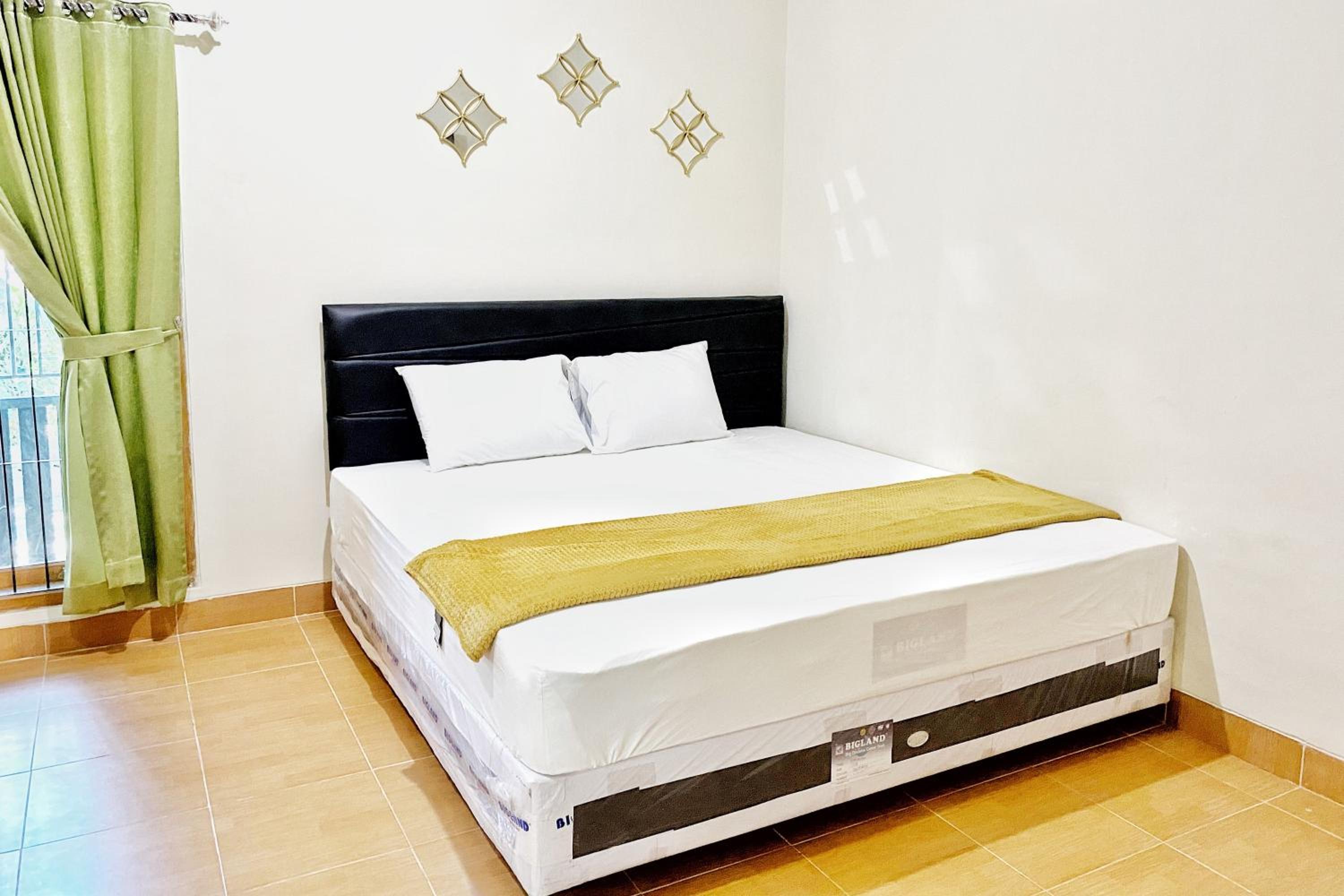 Deluxe Room - Photo 1